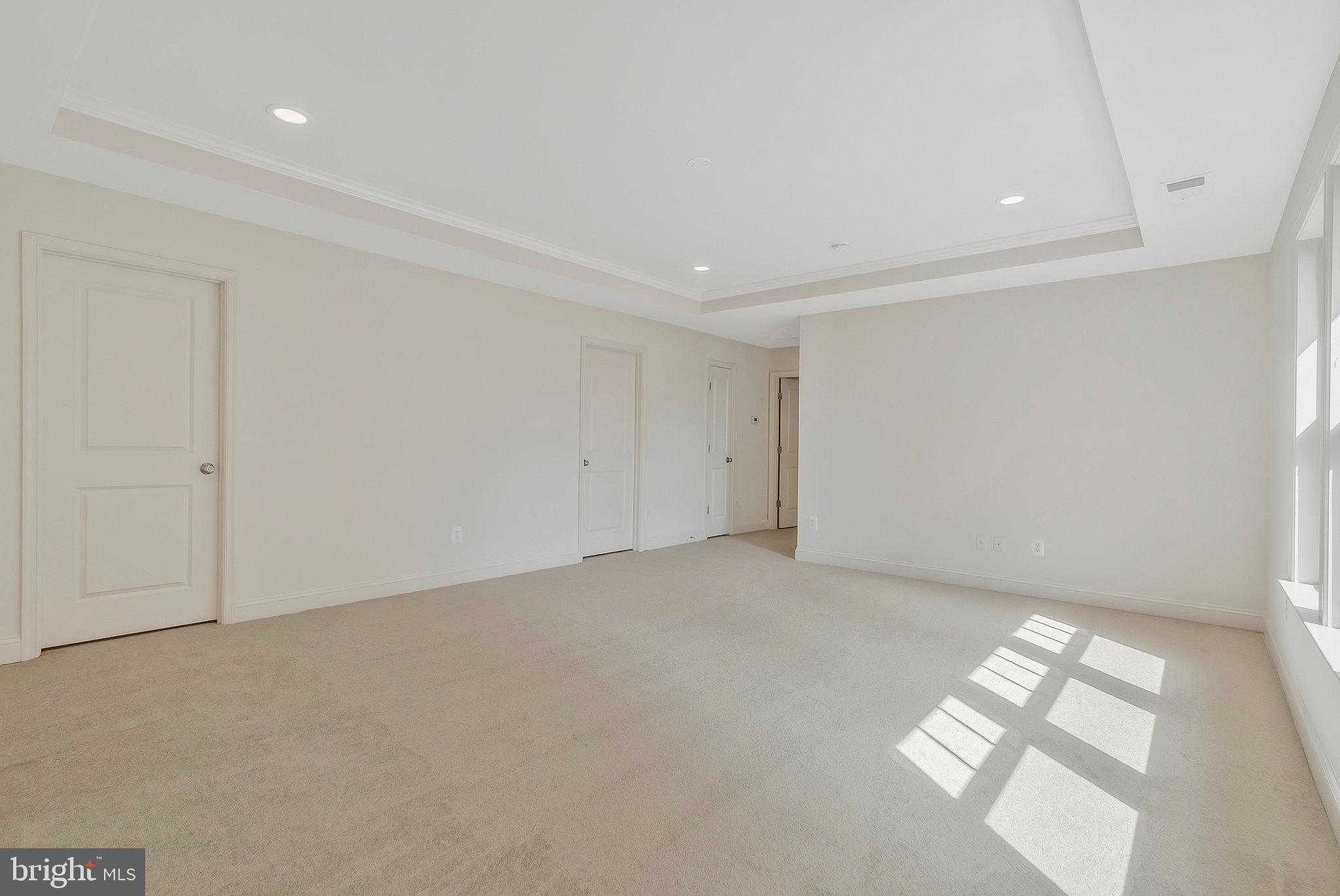 VALLEY VIEW ESTATES - Residential Lease