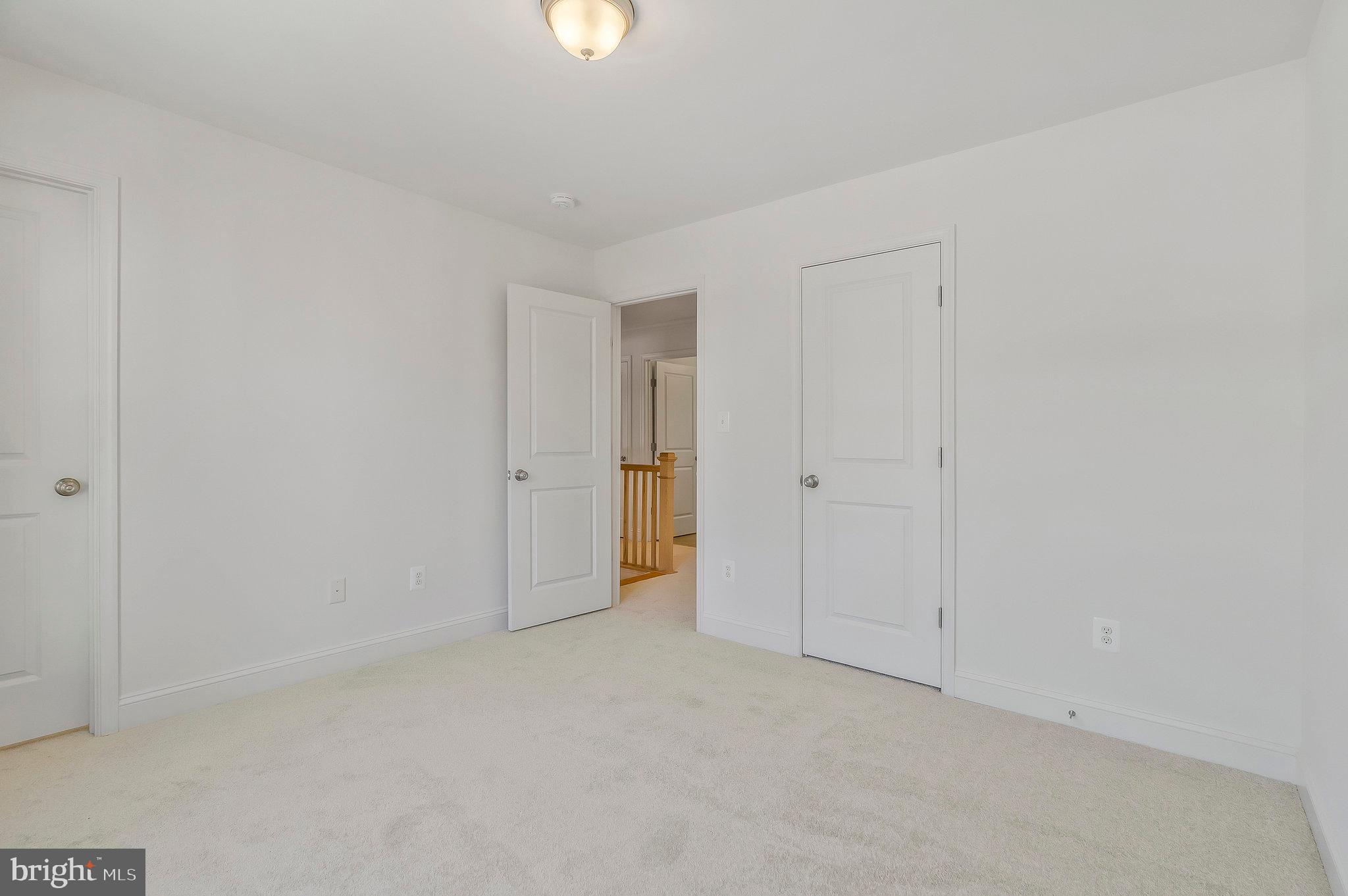 VALLEY VIEW ESTATES - Residential Lease