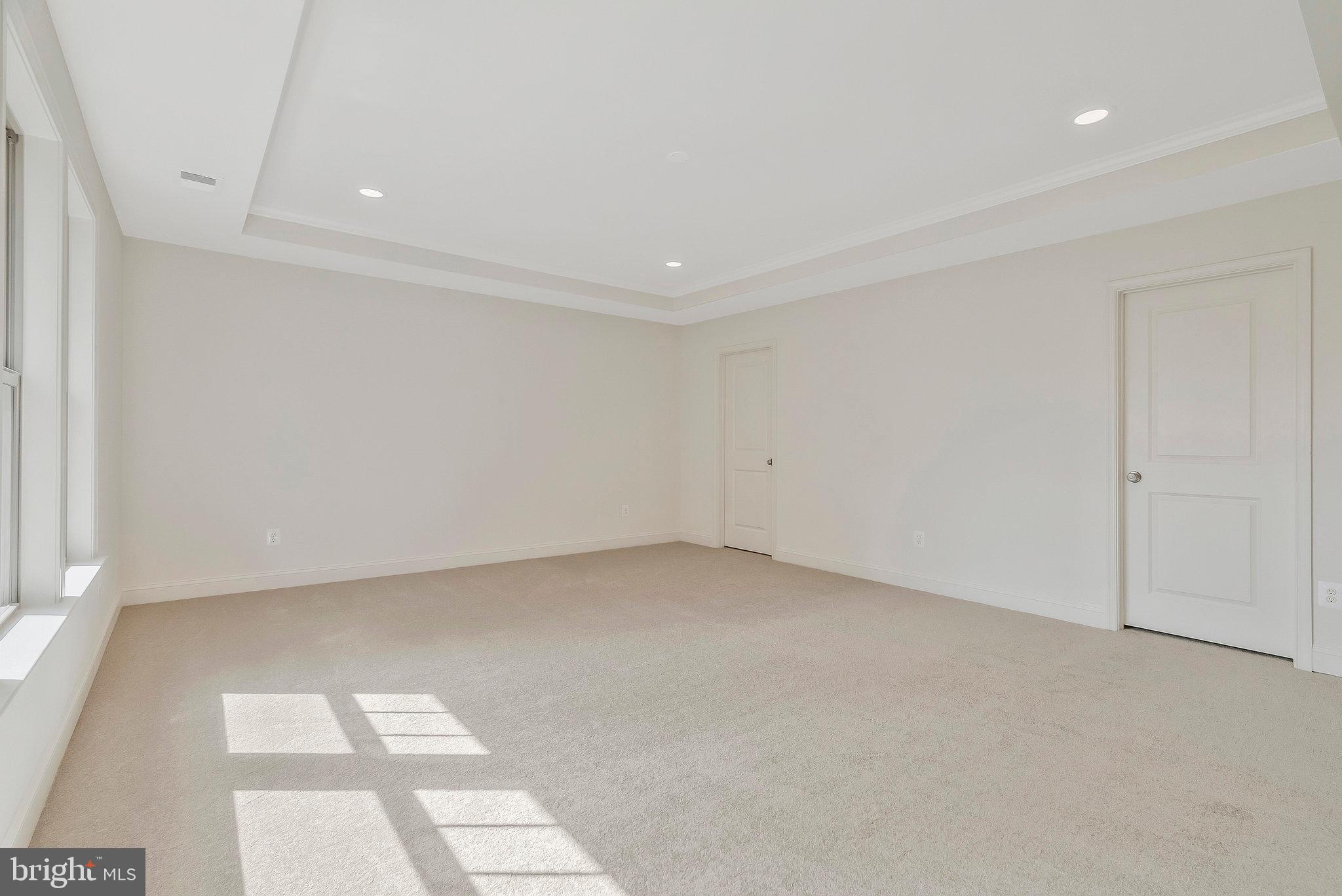 VALLEY VIEW ESTATES - Residential Lease