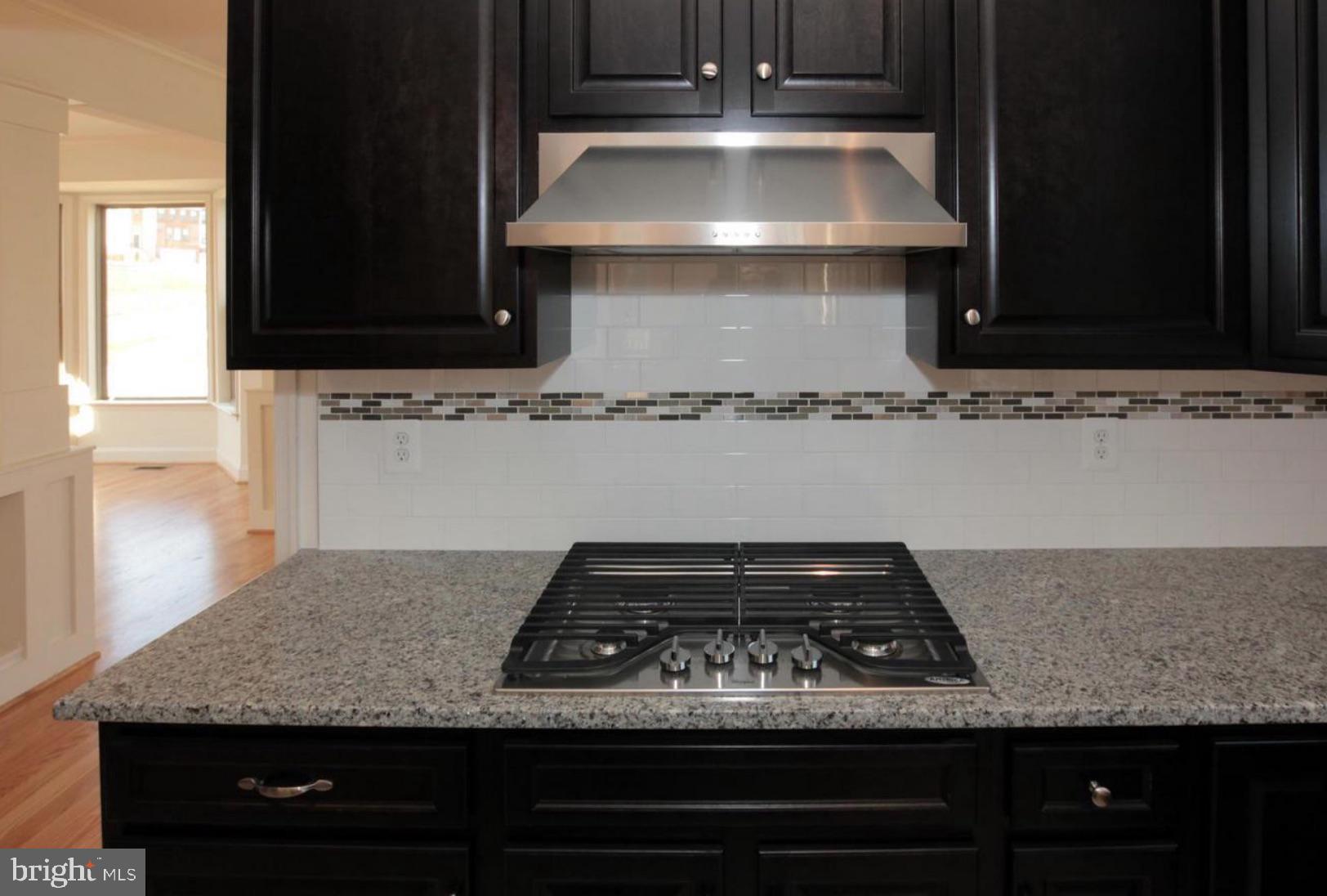 VALLEY VIEW ESTATES - Residential Lease