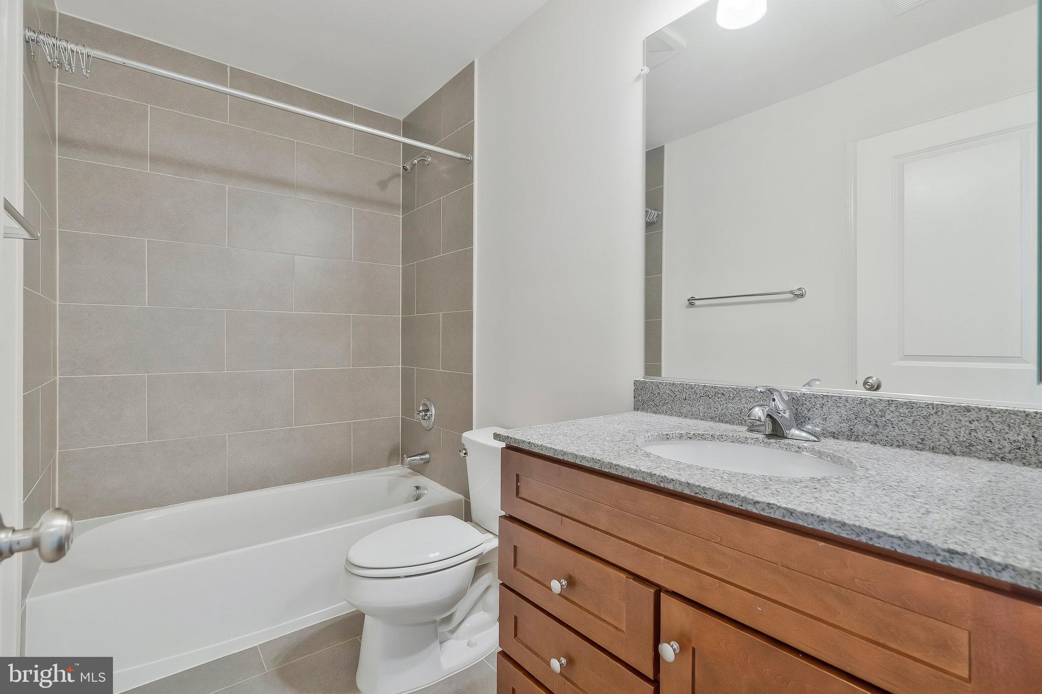 VALLEY VIEW ESTATES - Residential Lease