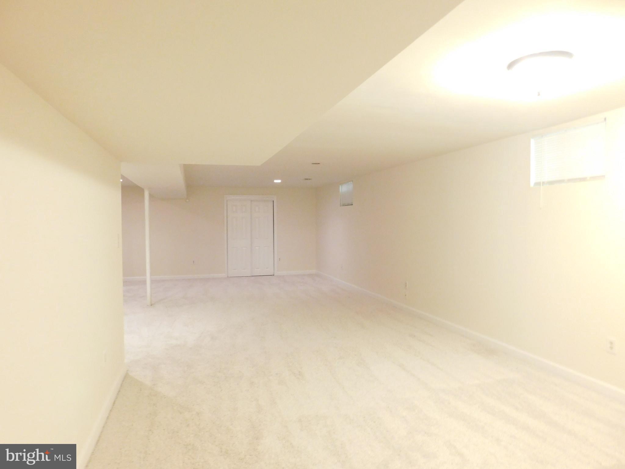 VALLEY LEE - Residential