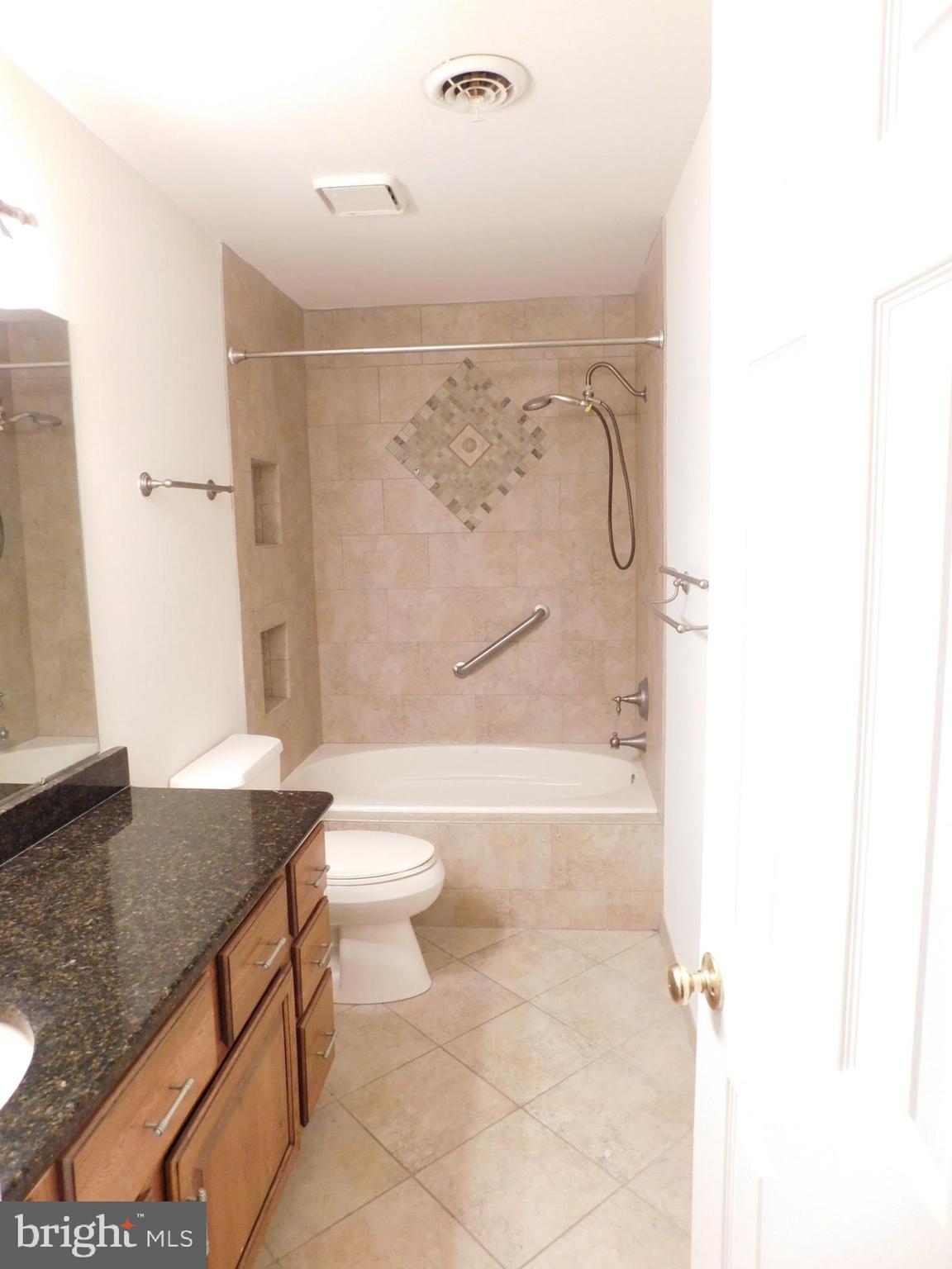 VALLEY LEE - Residential