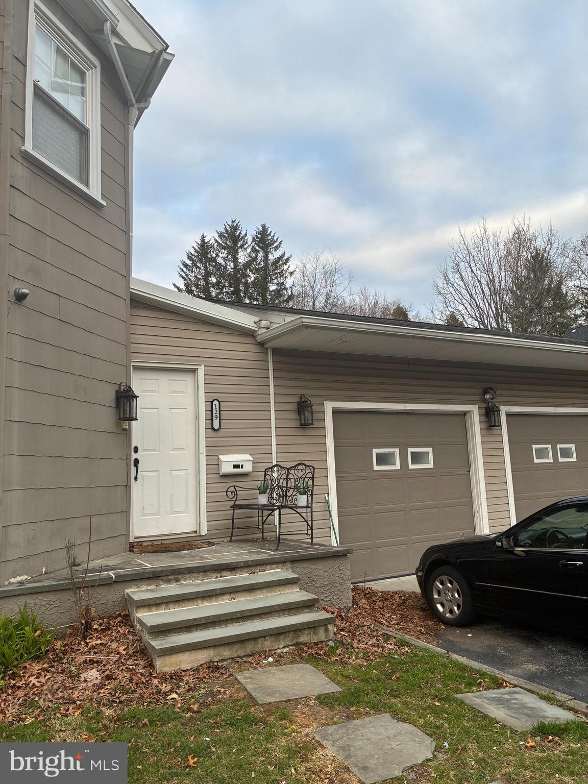 129 MONTGOMERY AVENUE