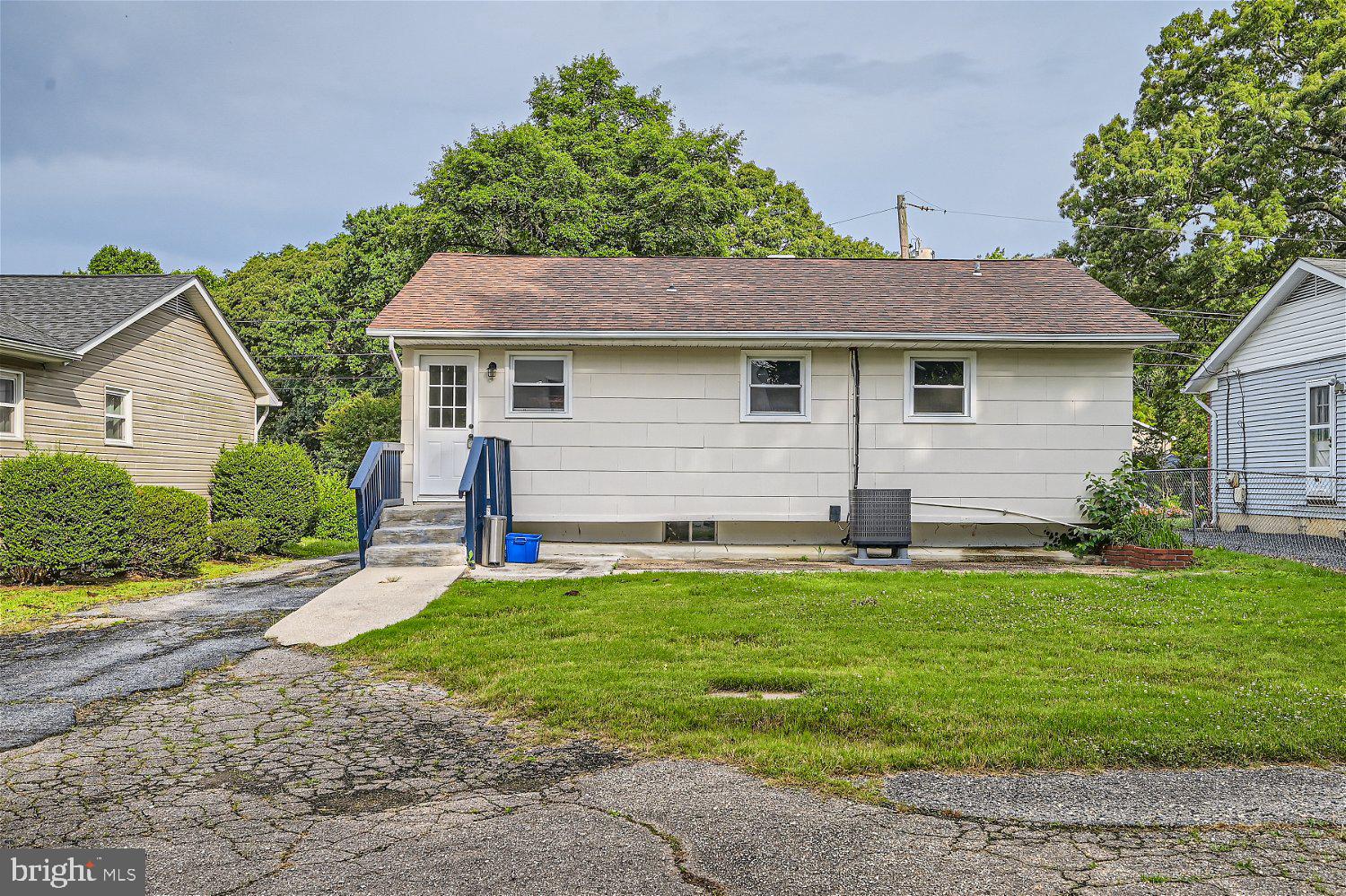 TRUXTON HEIGHTS - Residential Income