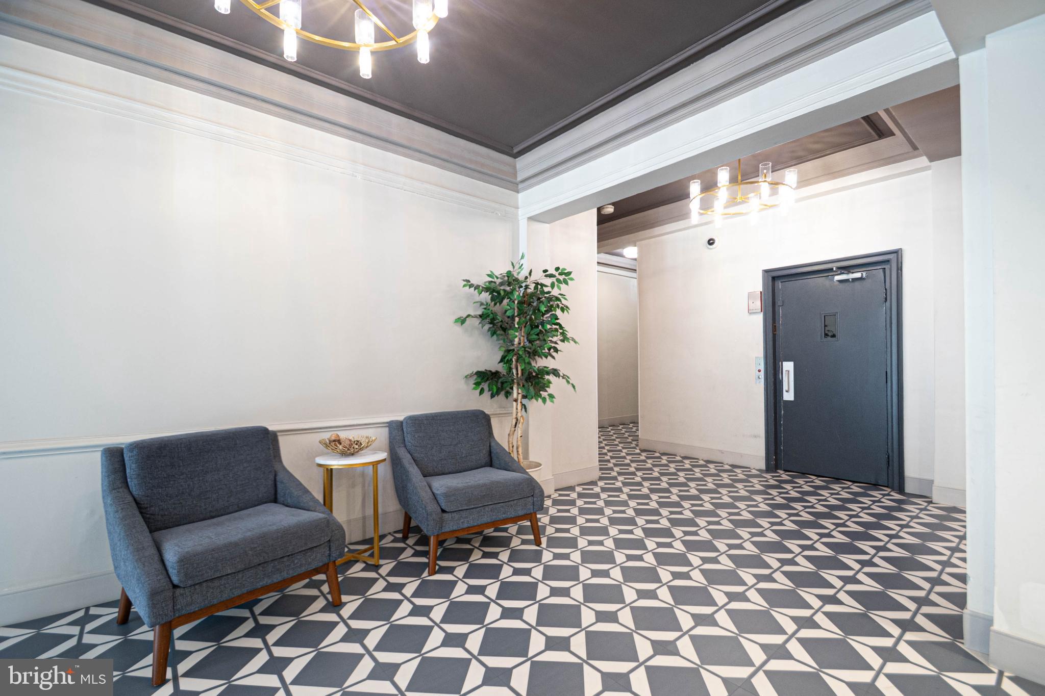 1669 COLUMBIA ROAD NW 109