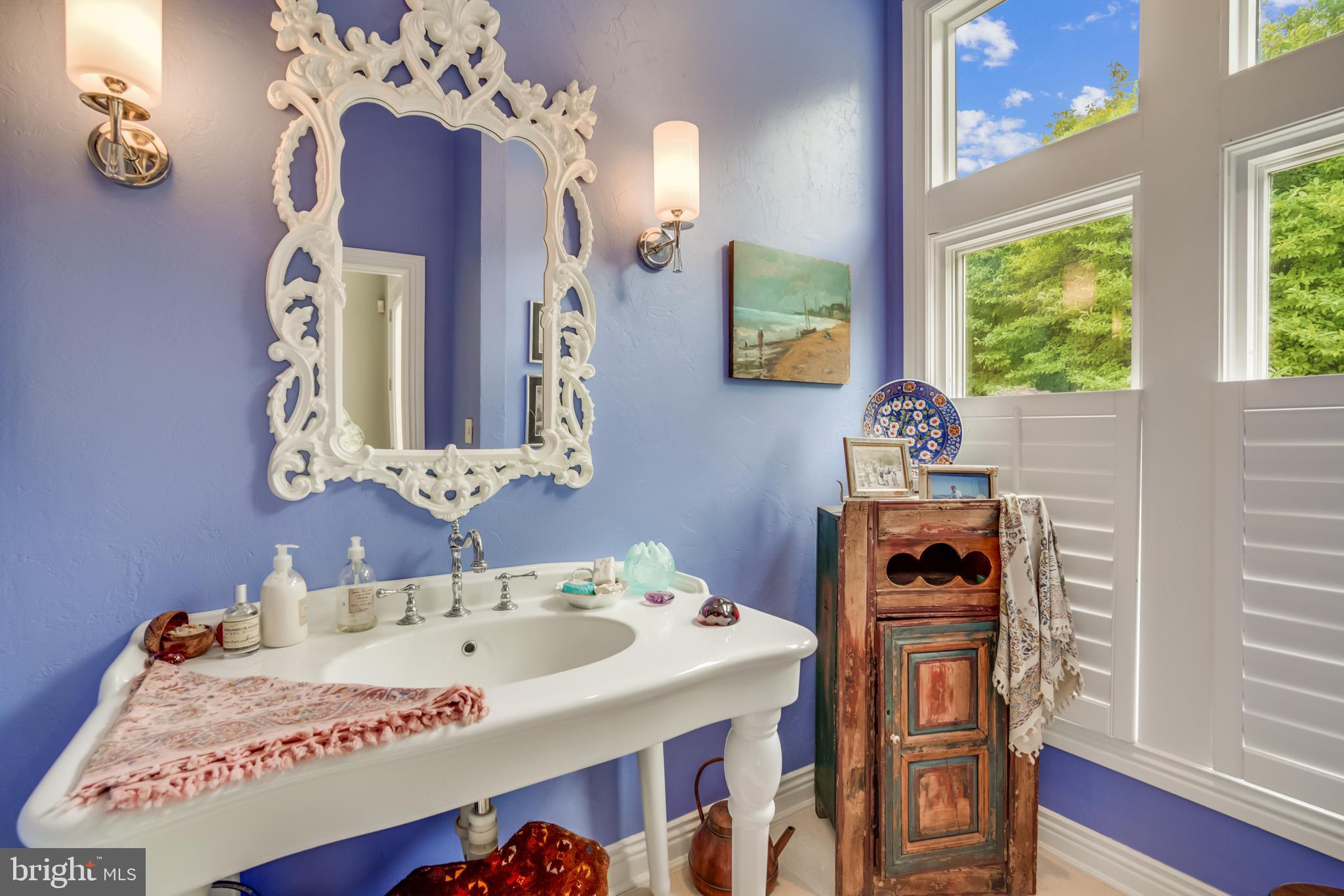 LEISURE HILL - Residential