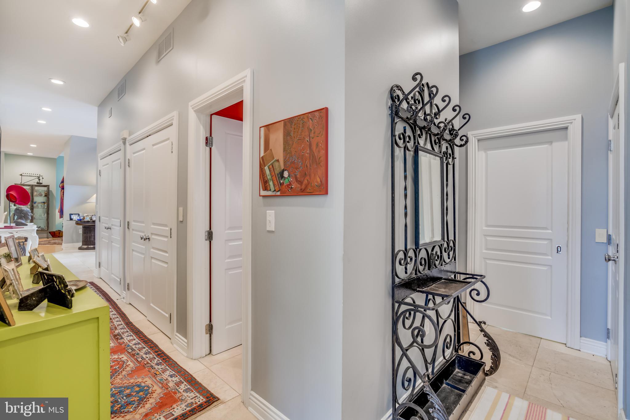 LEISURE HILL - Residential