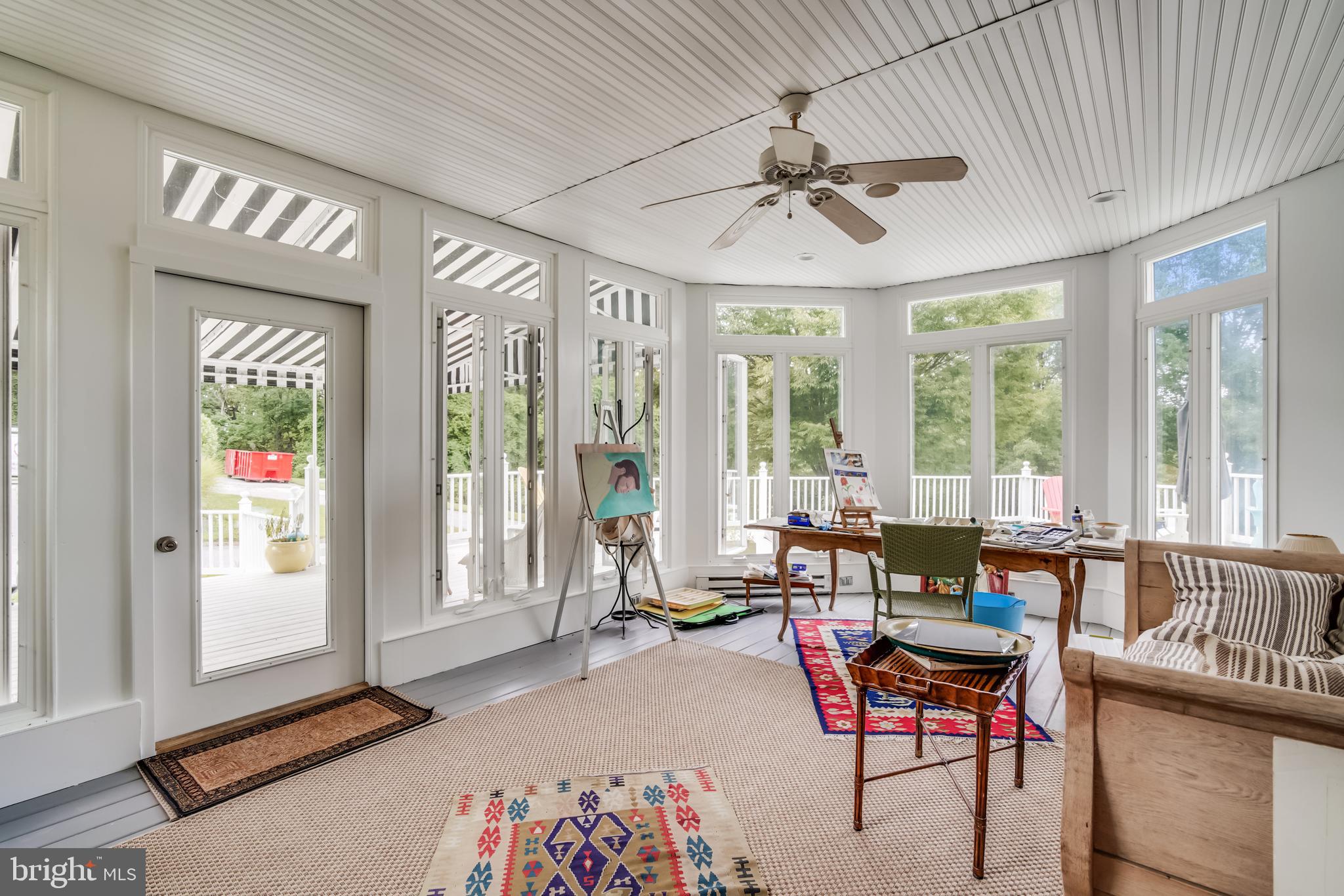 LEISURE HILL - Residential