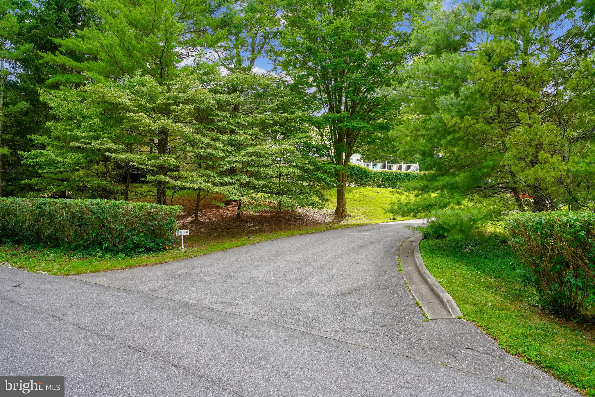 LEISURE HILL - Residential