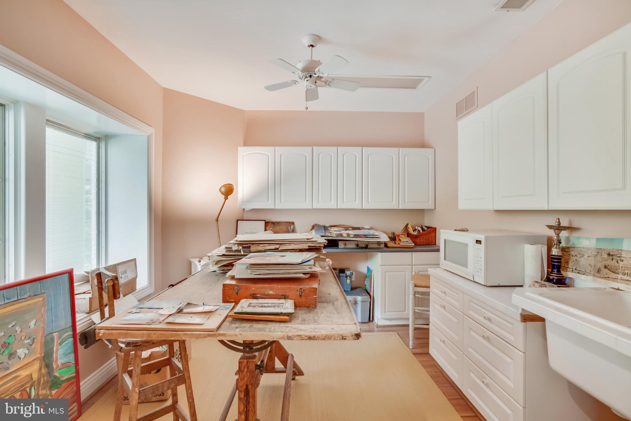 LEISURE HILL - Residential