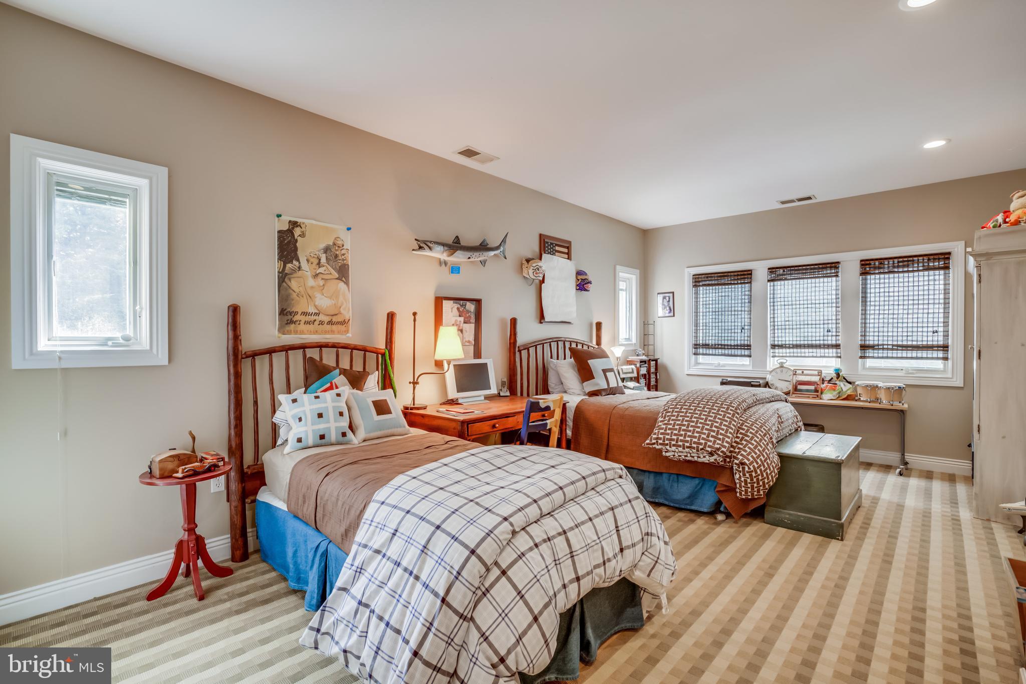 LEISURE HILL - Residential