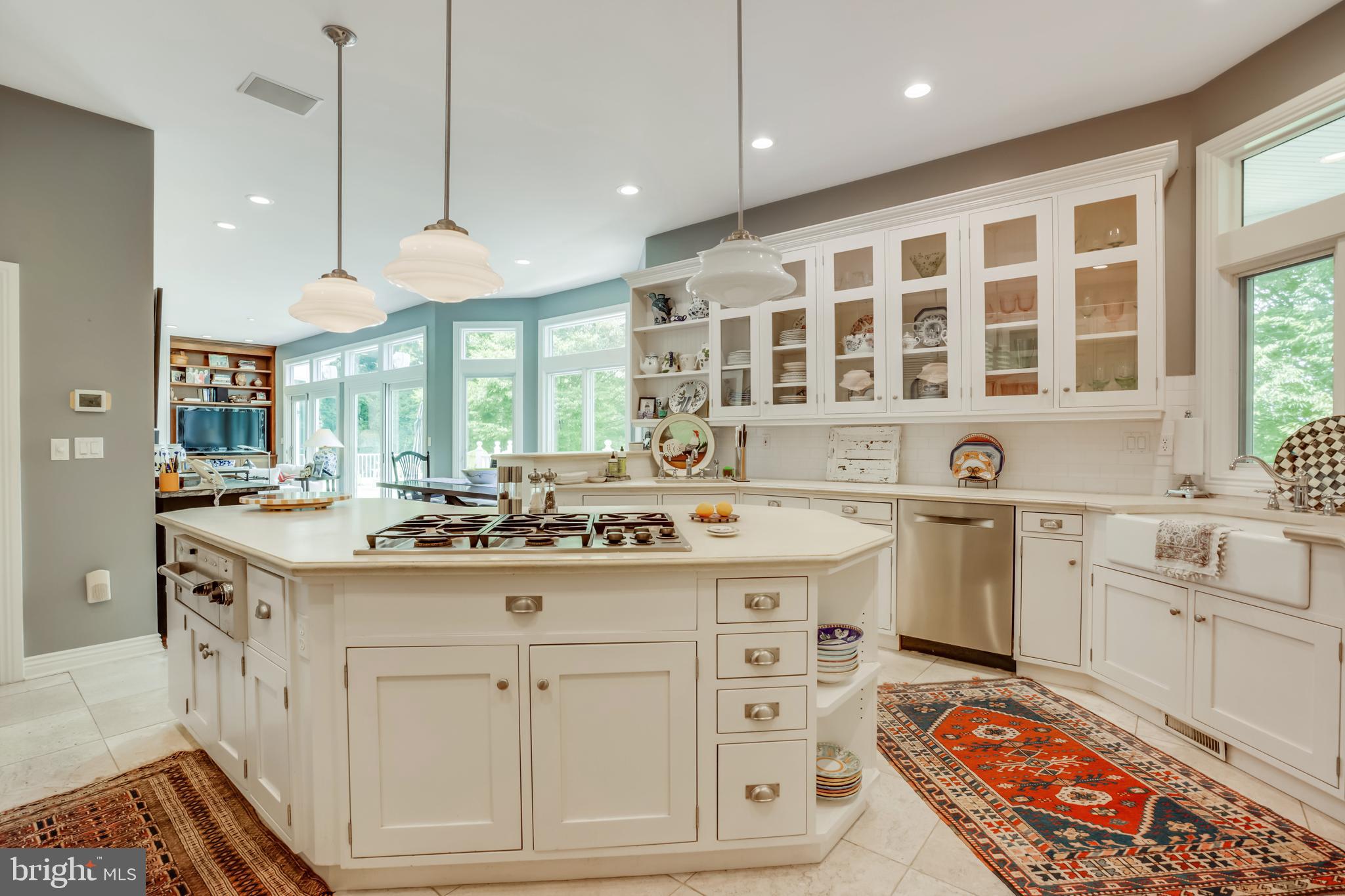 LEISURE HILL - Residential