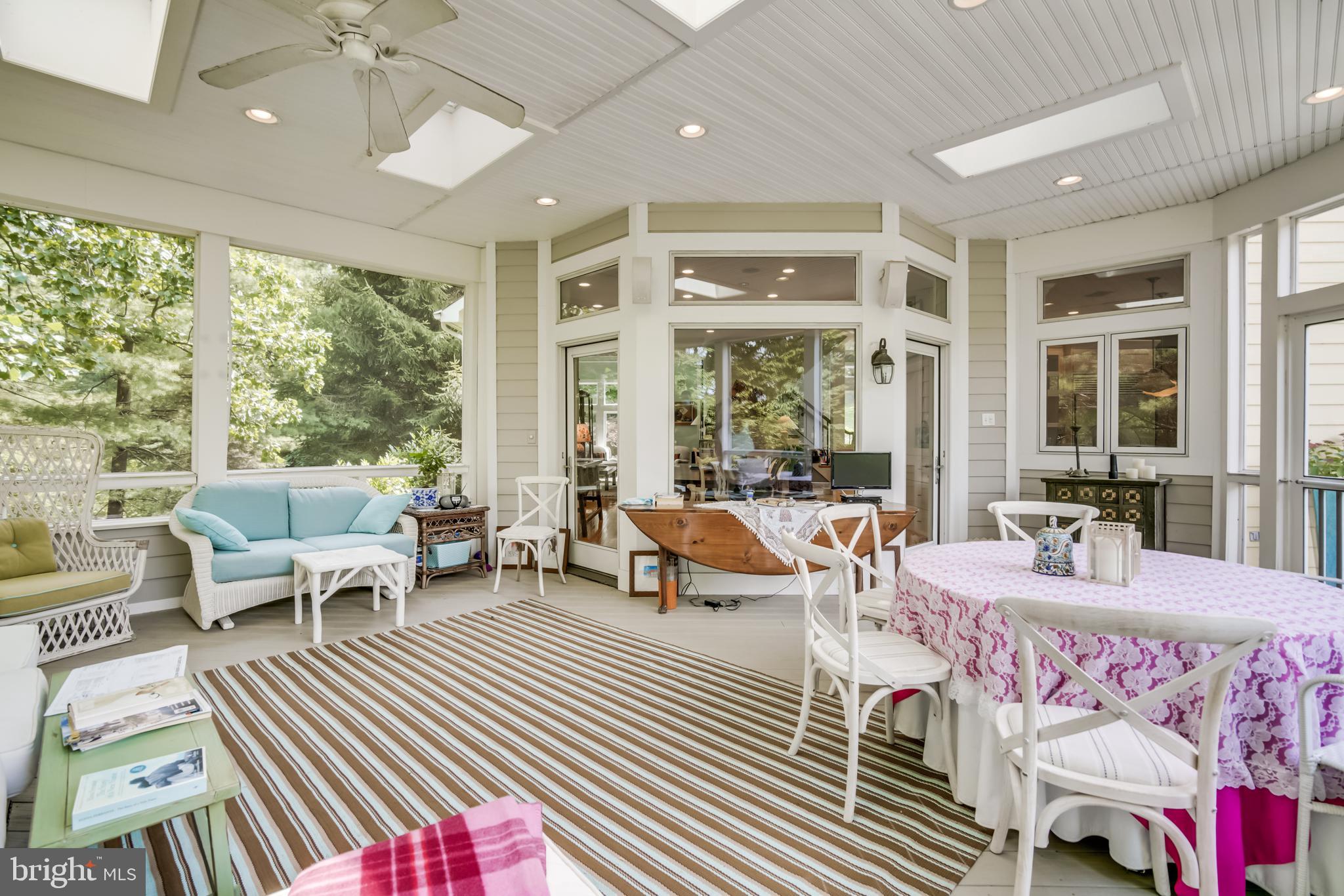 LEISURE HILL - Residential