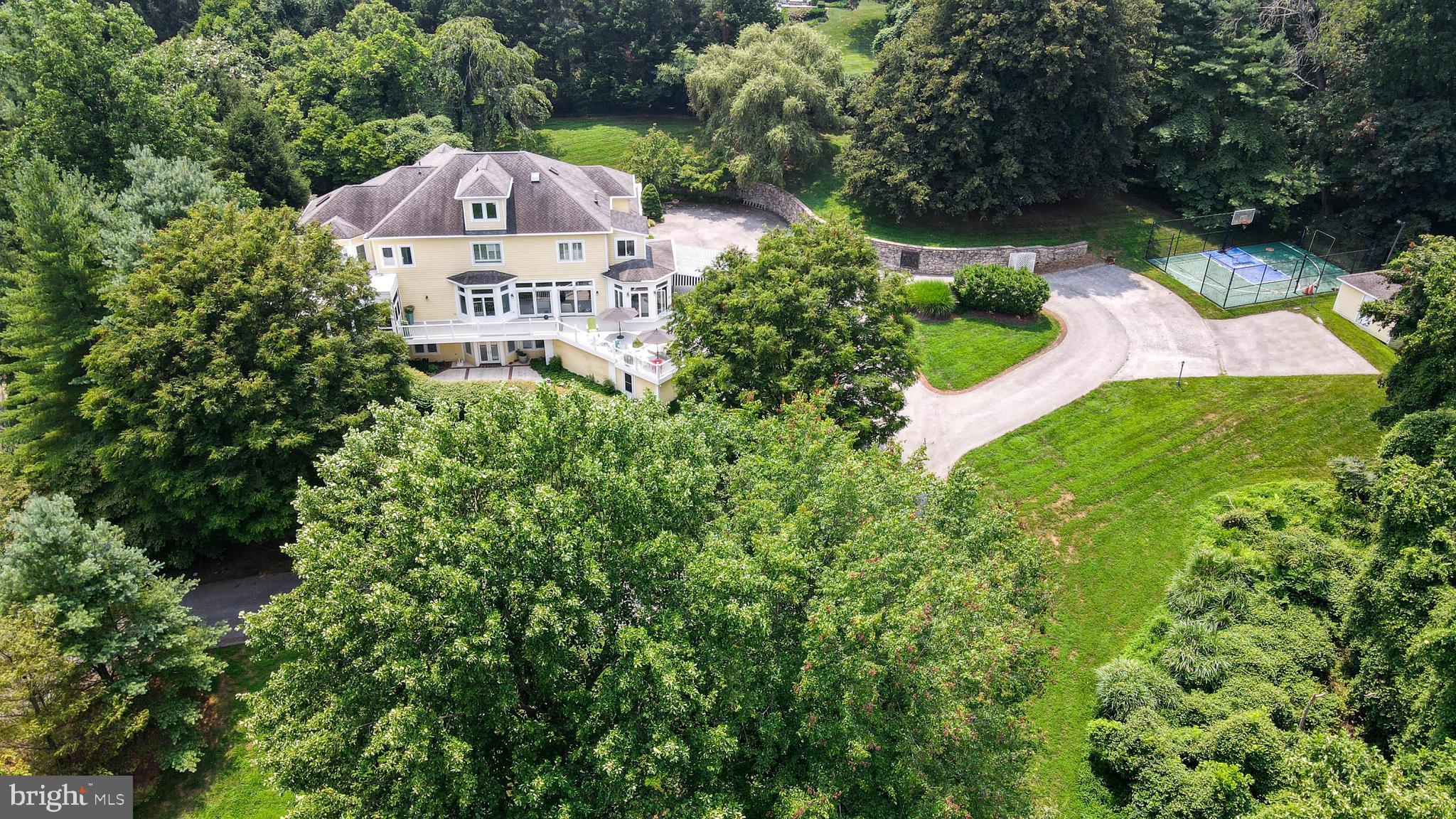 LEISURE HILL - Residential