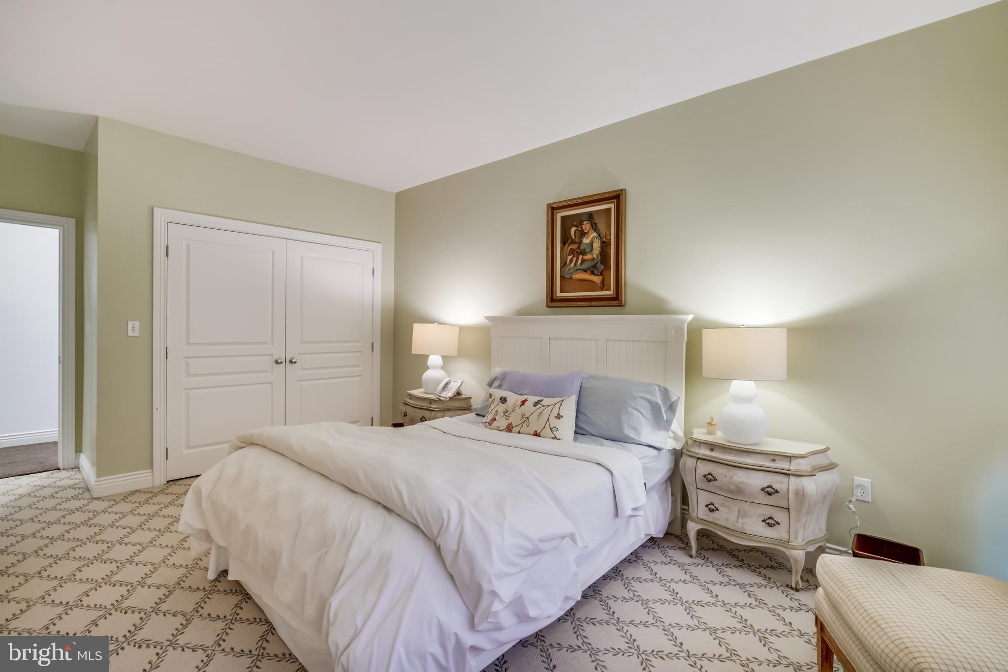 LEISURE HILL - Residential