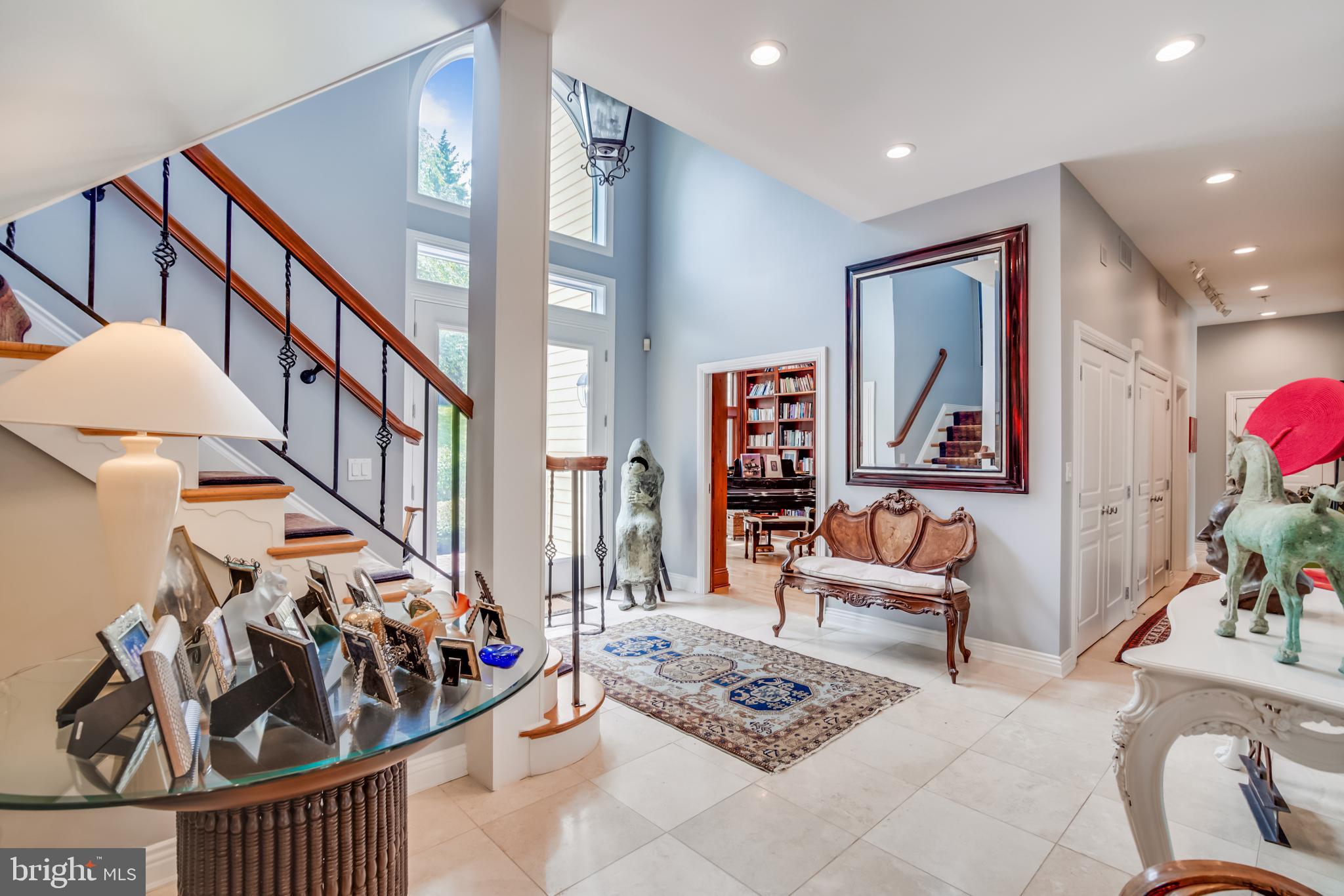 LEISURE HILL - Residential