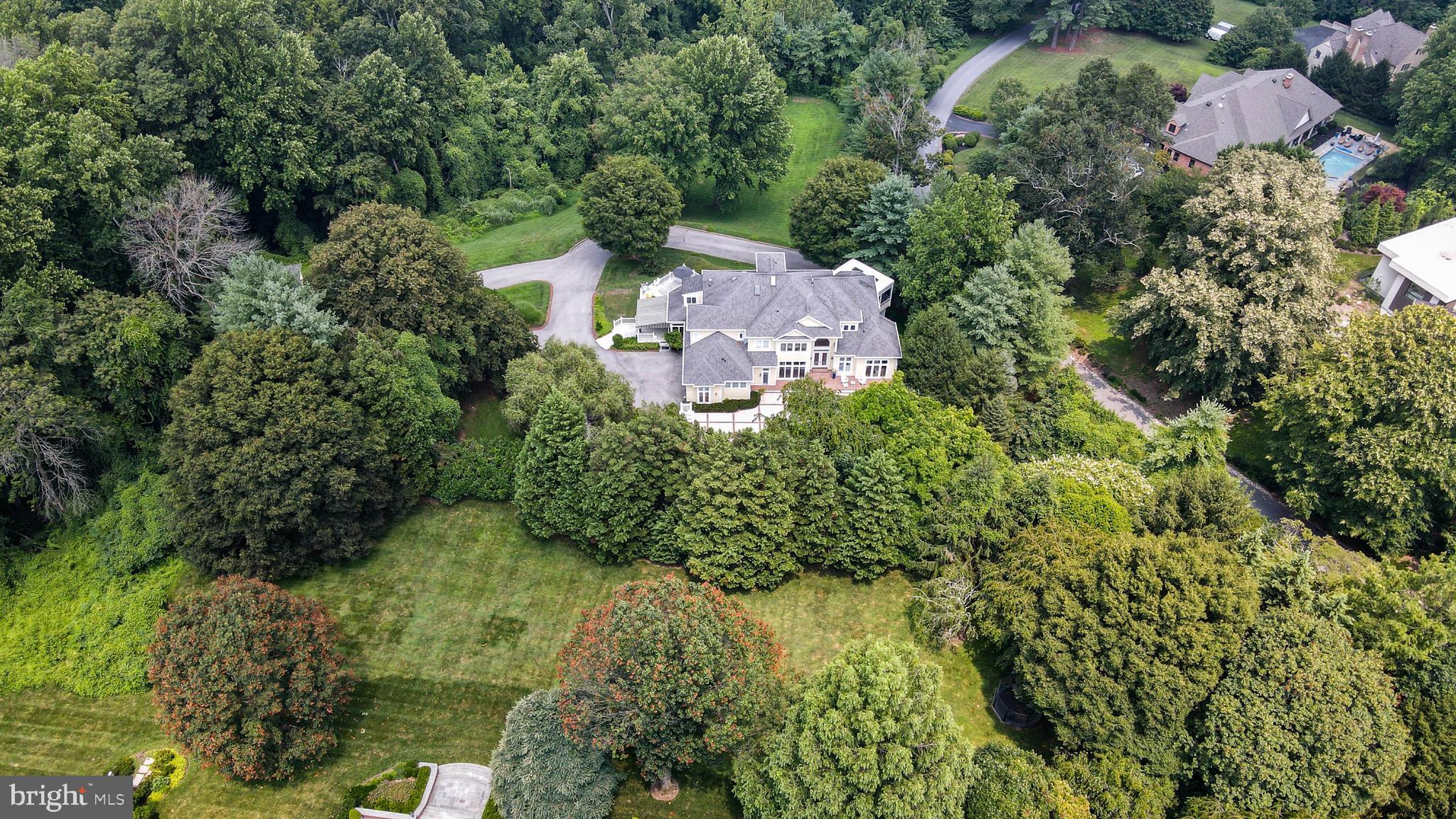 LEISURE HILL - Residential