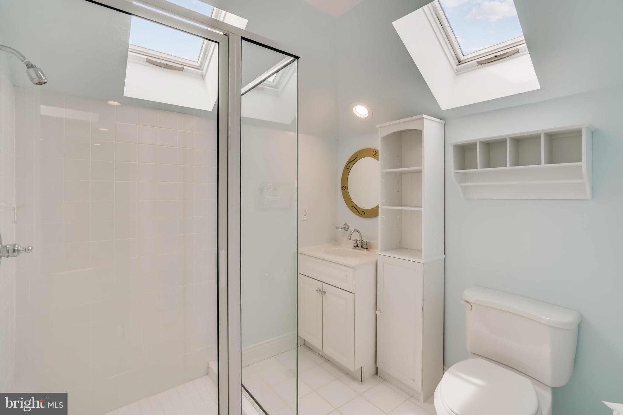 LEISURE HILL - Residential