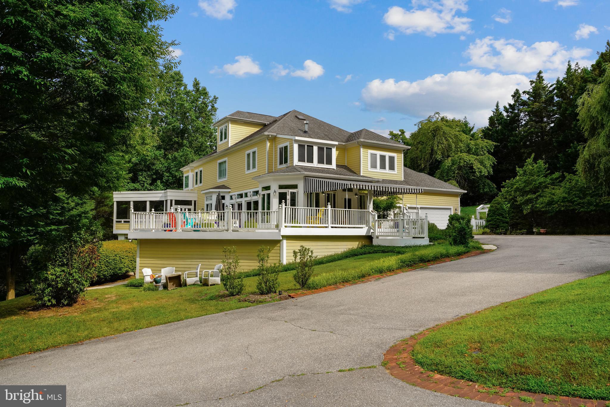 LEISURE HILL - Residential