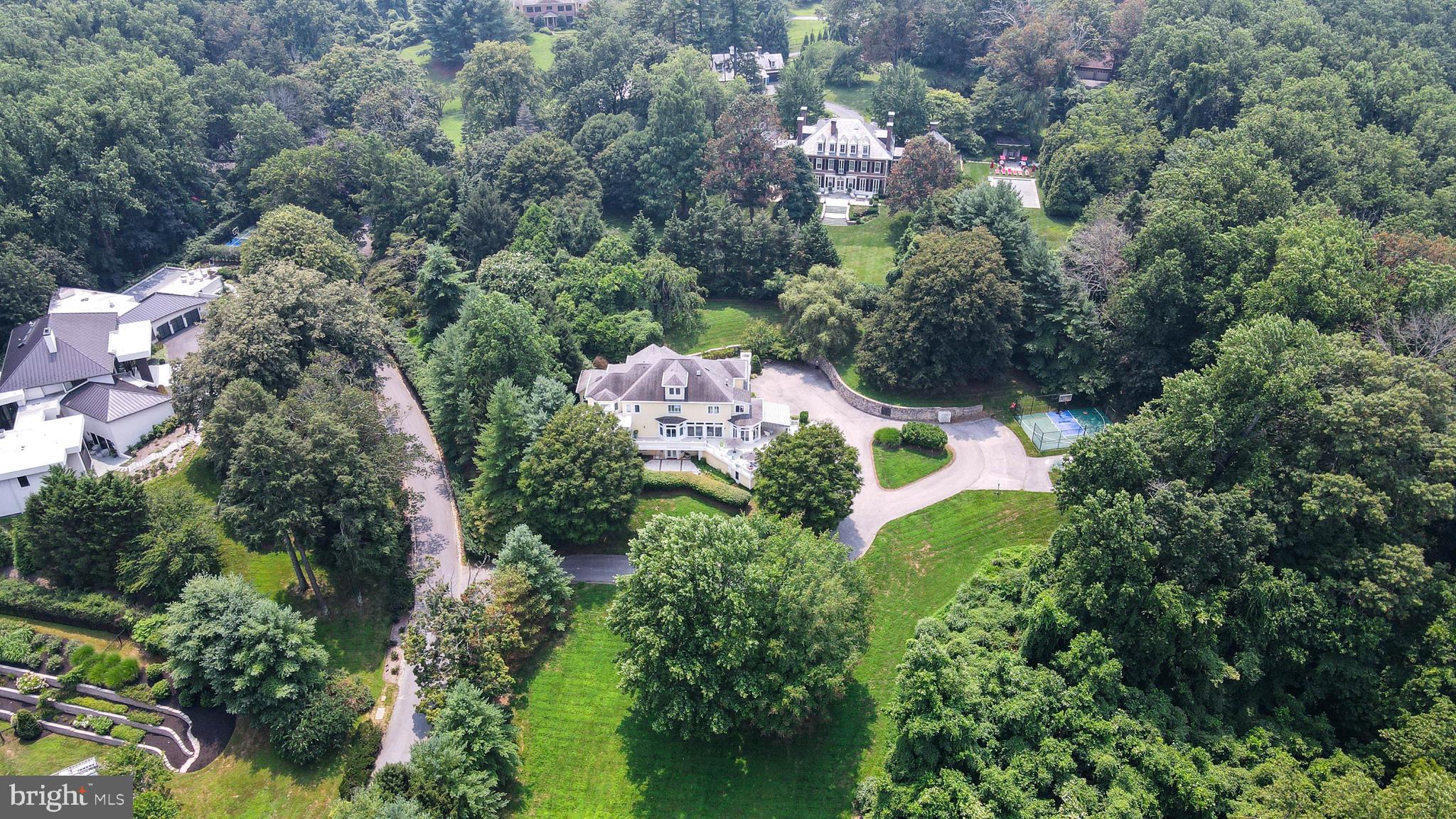 LEISURE HILL - Residential