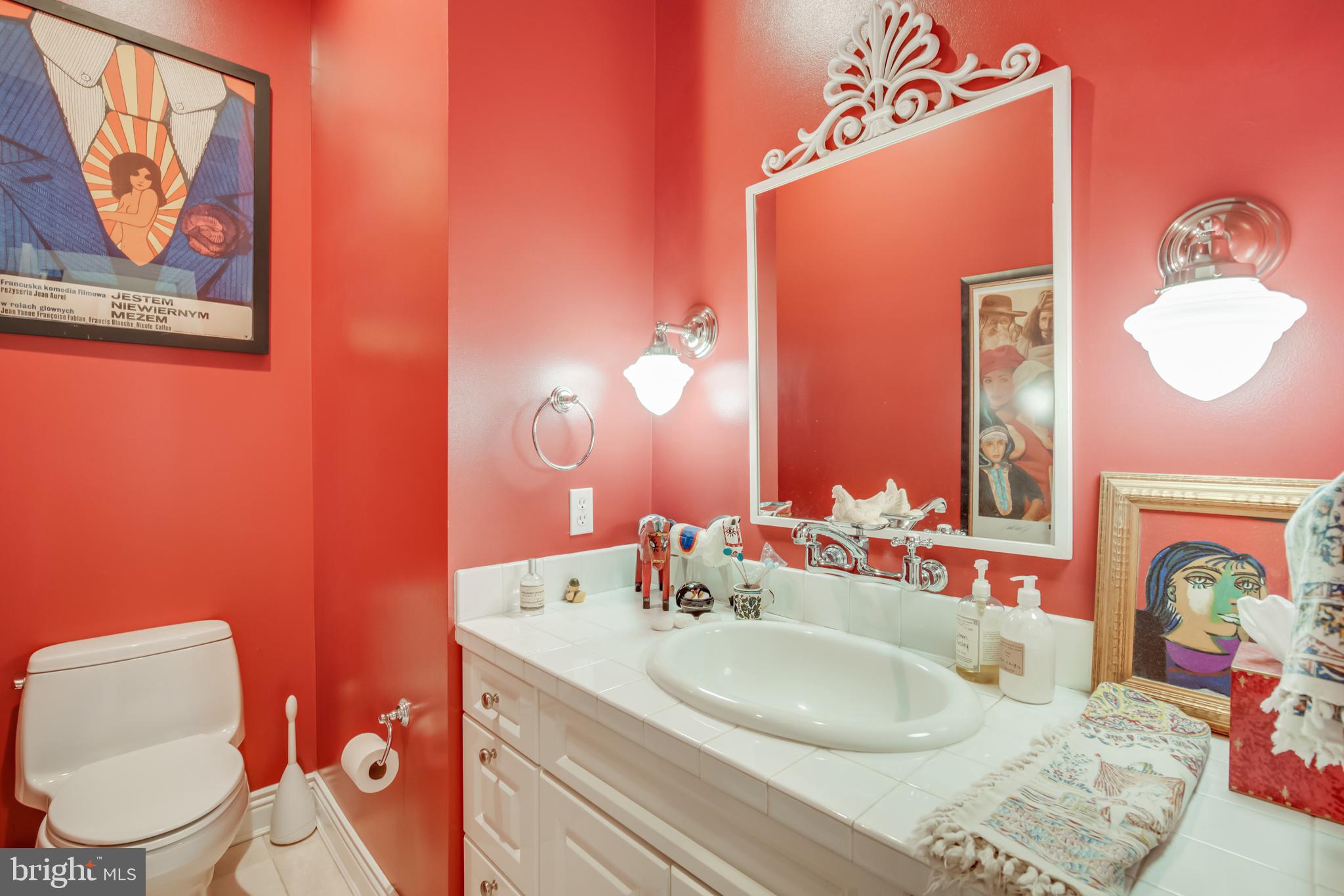 LEISURE HILL - Residential