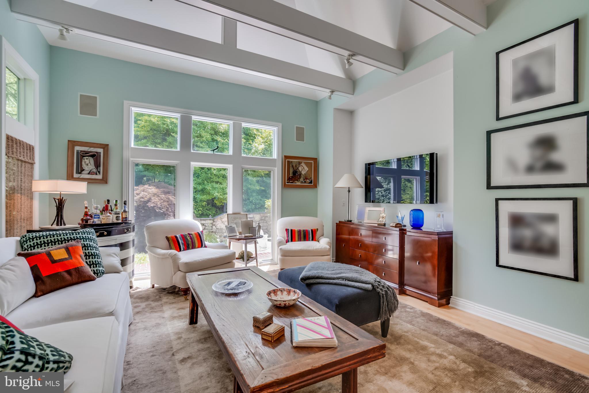 LEISURE HILL - Residential