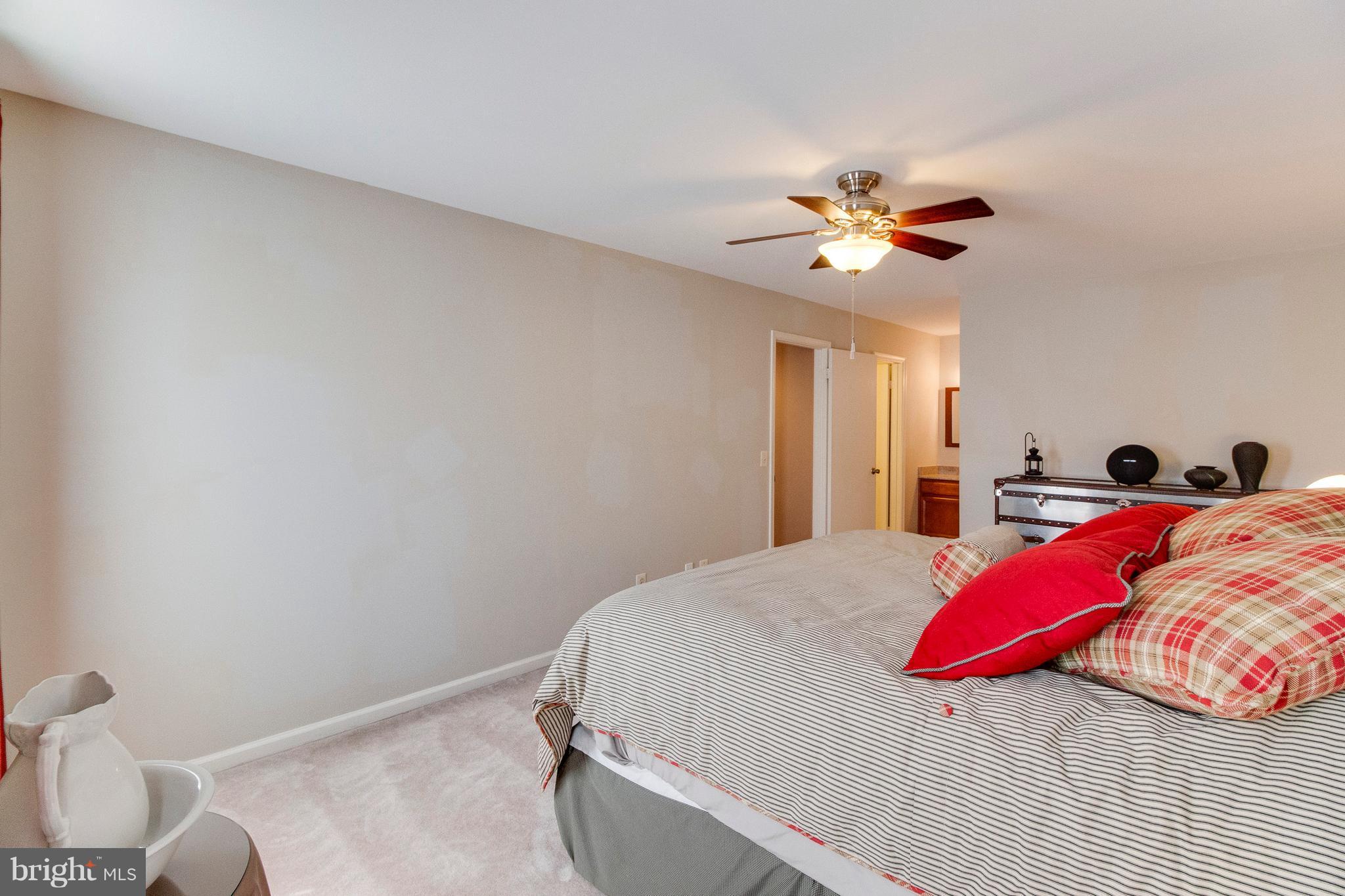 BELLE POND FARM - Residential