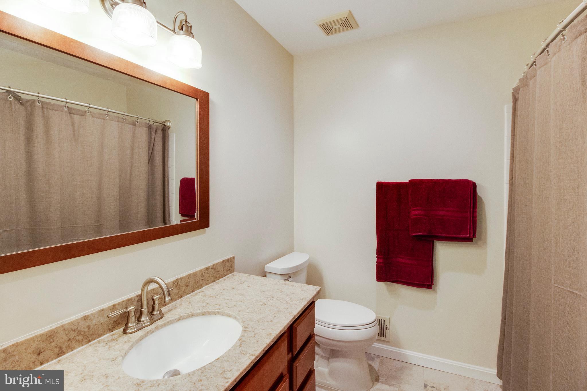 BELLE POND FARM - Residential