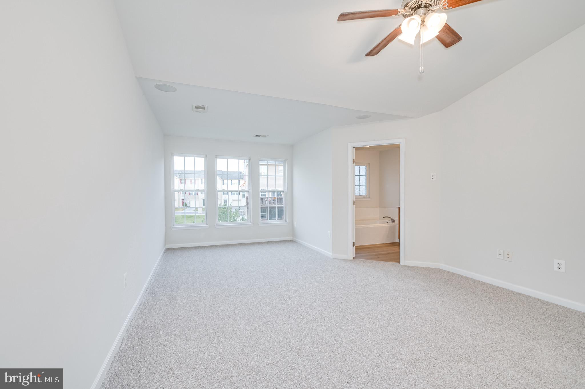 BROOKFIELD ON THE POTOMAC - Residential