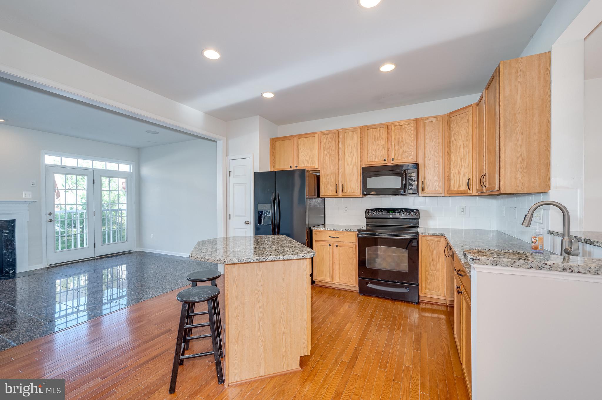 BROOKFIELD ON THE POTOMAC - Residential