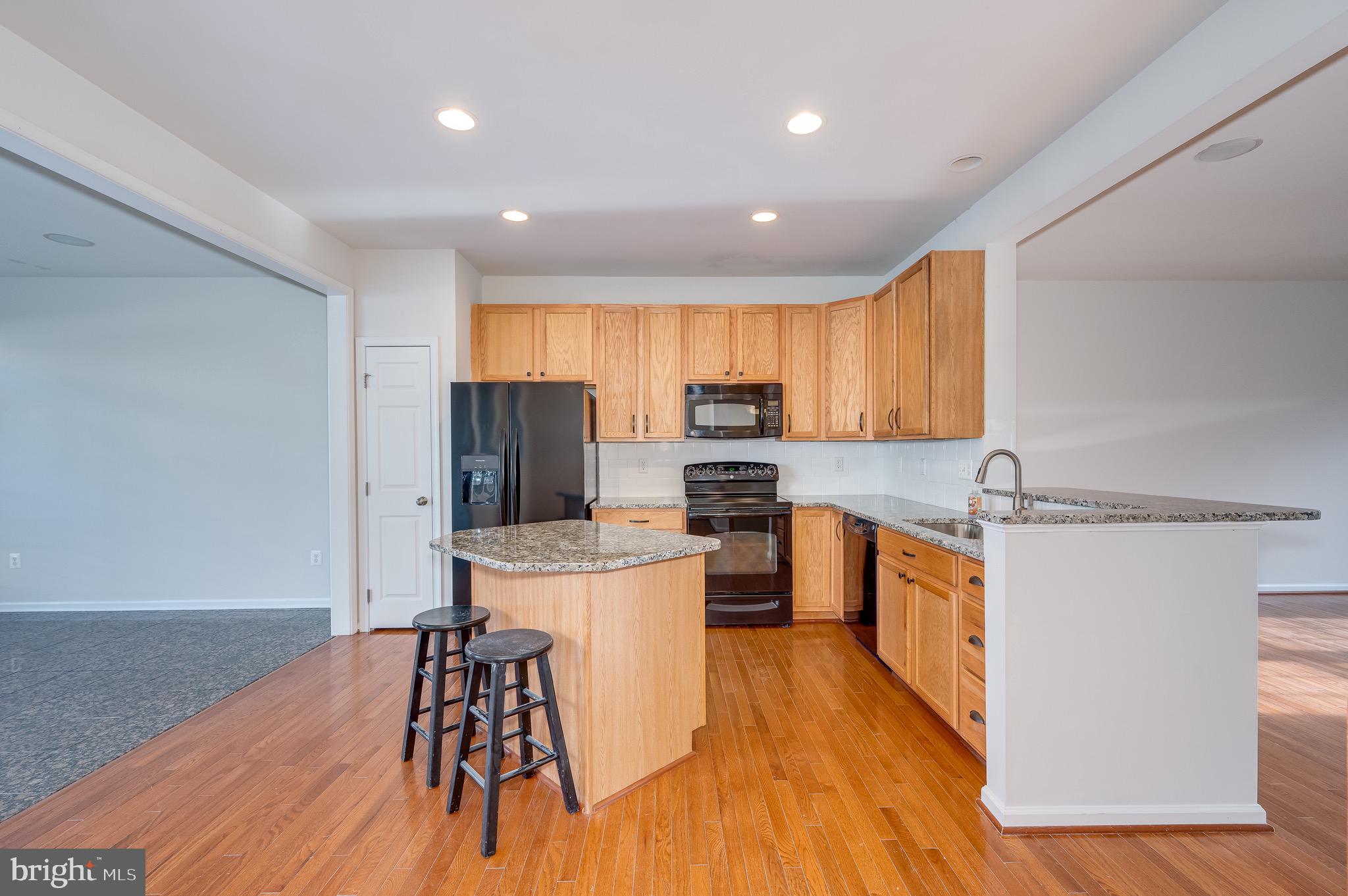 BROOKFIELD ON THE POTOMAC - Residential