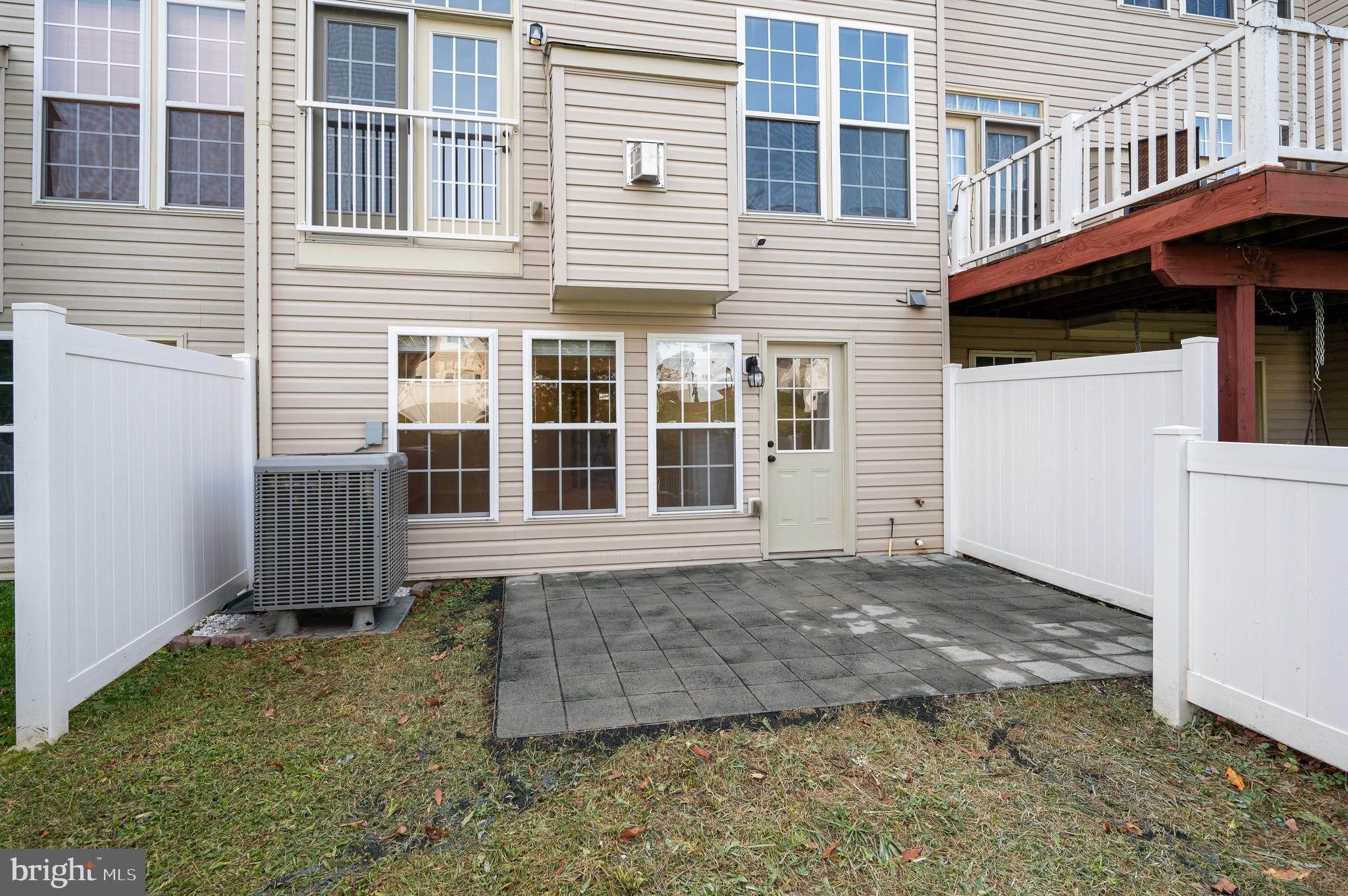 BROOKFIELD ON THE POTOMAC - Residential