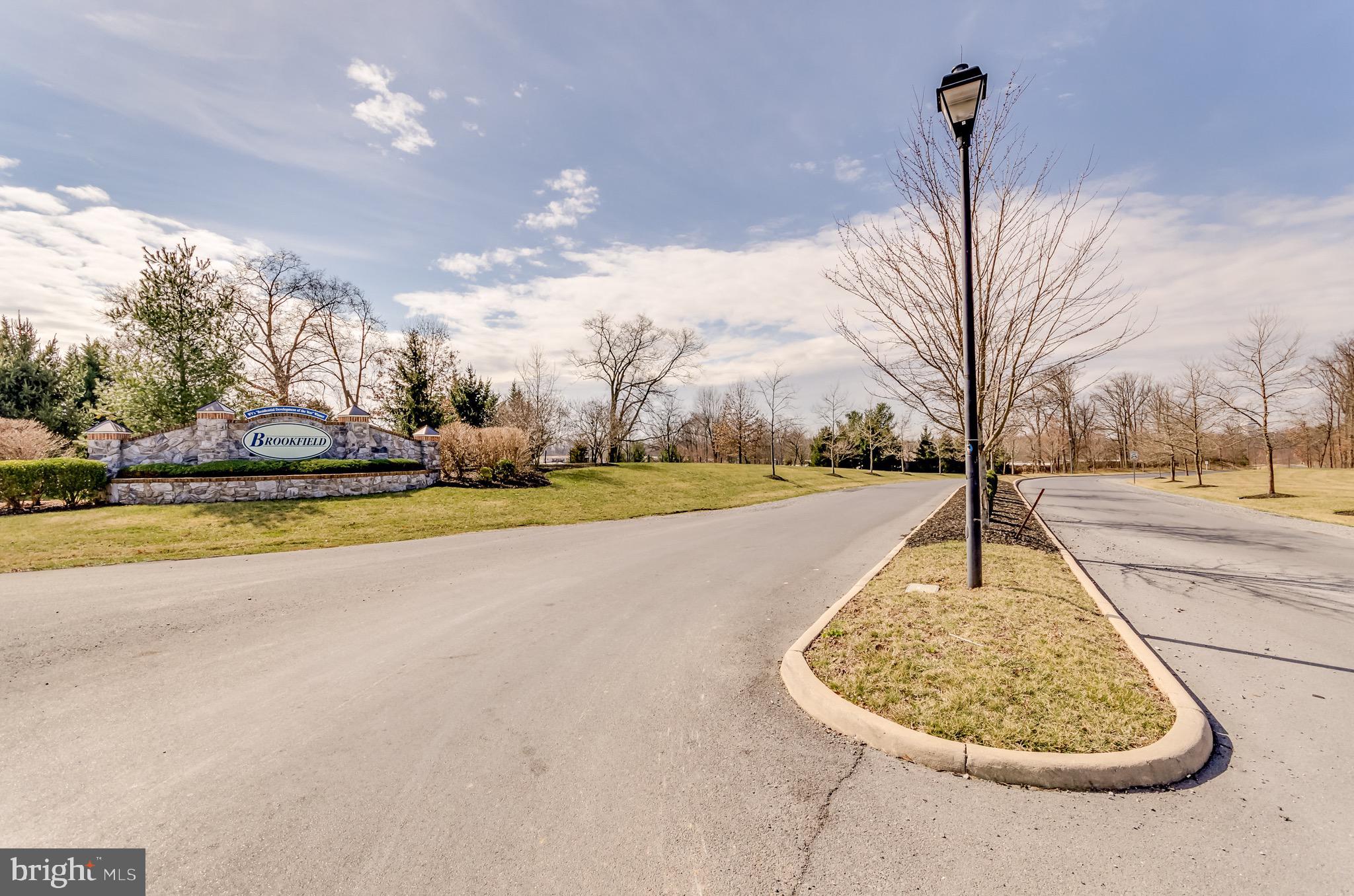 BROOKFIELD ON THE POTOMAC - Residential