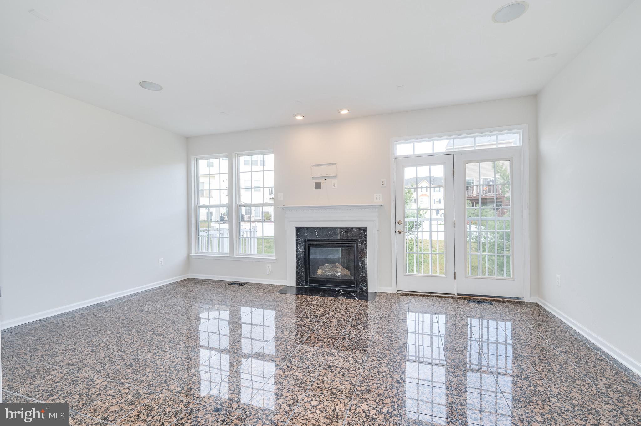 BROOKFIELD ON THE POTOMAC - Residential