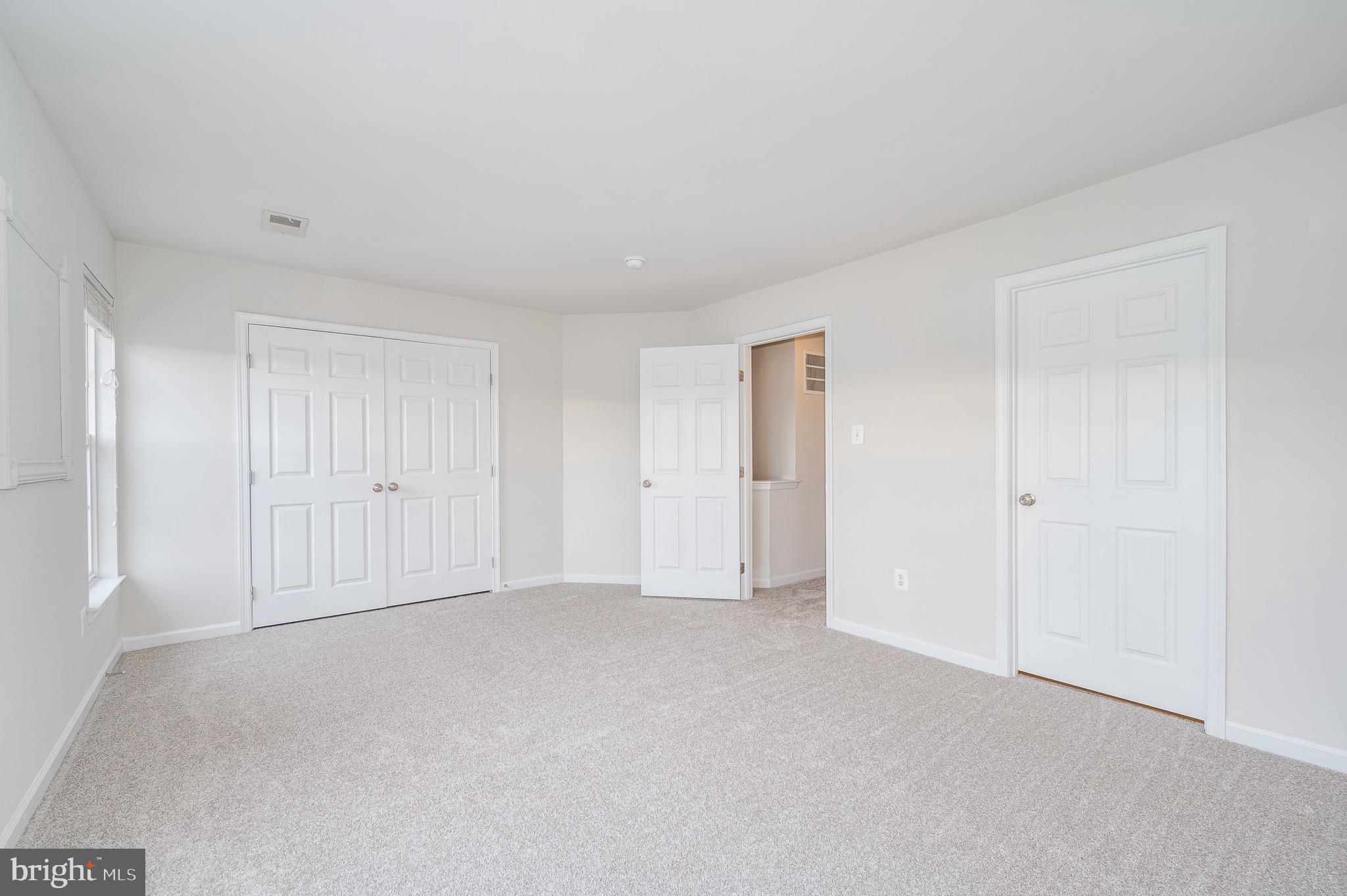 BROOKFIELD ON THE POTOMAC - Residential