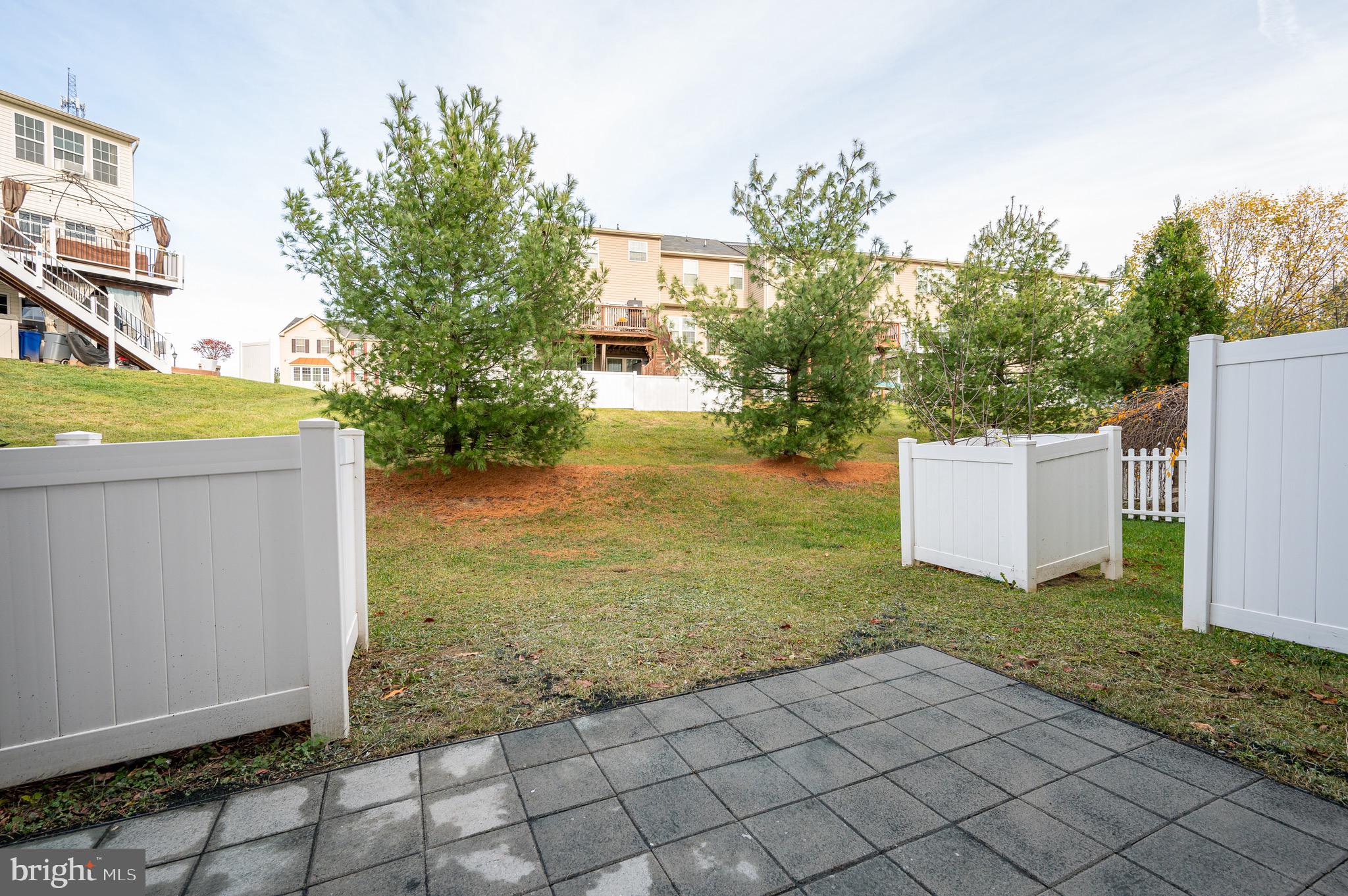 BROOKFIELD ON THE POTOMAC - Residential