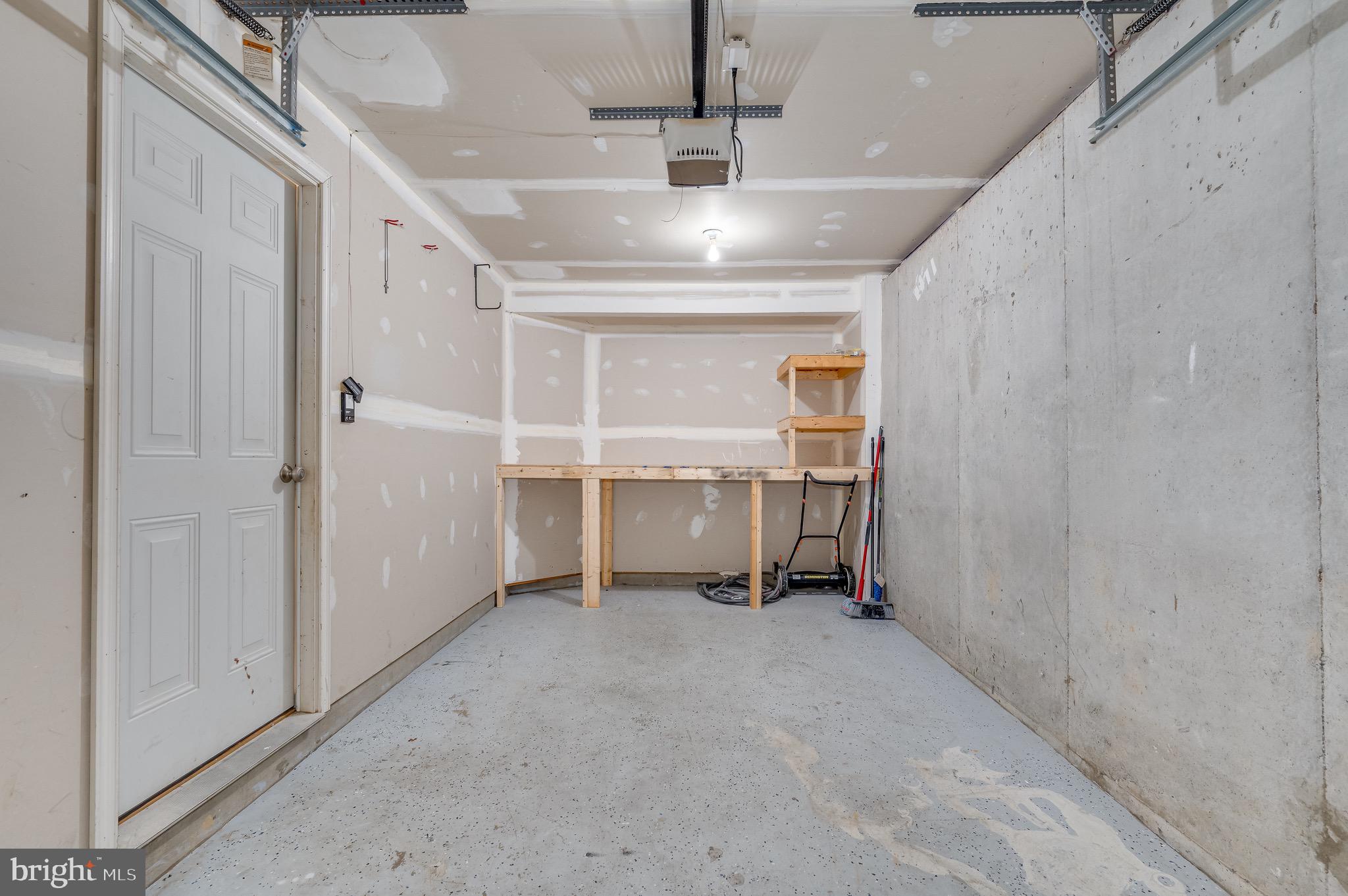 BROOKFIELD ON THE POTOMAC - Residential