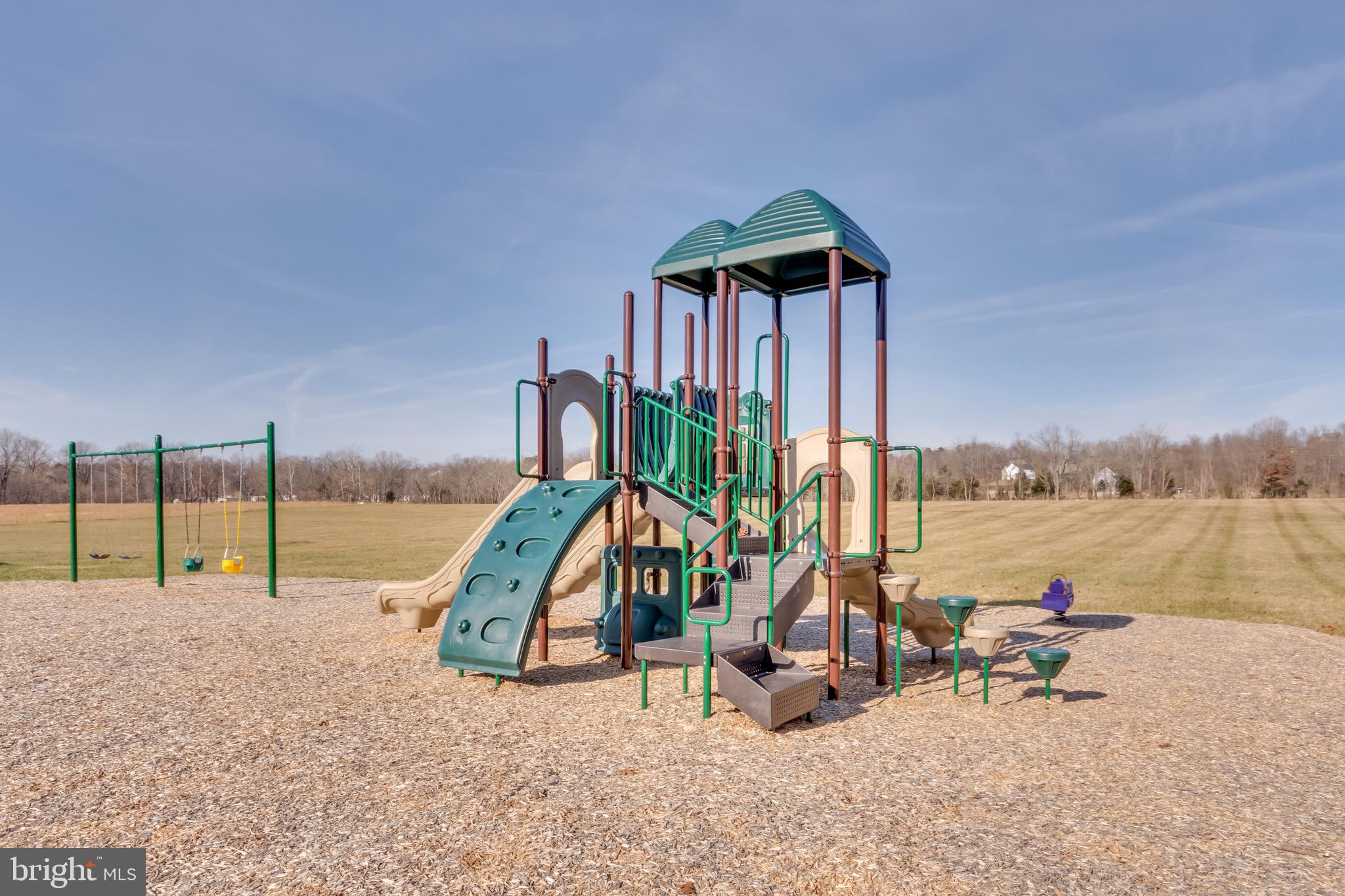 BROOKFIELD ON THE POTOMAC - Residential