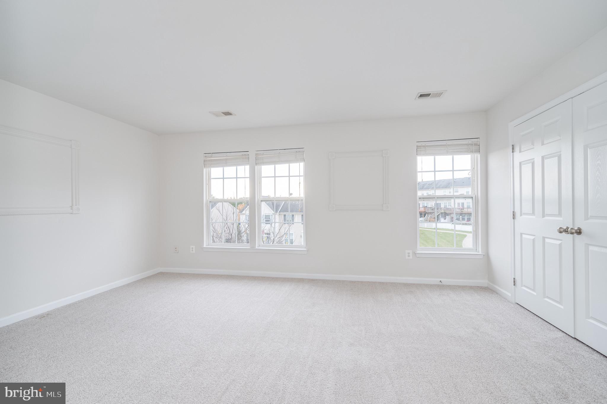 BROOKFIELD ON THE POTOMAC - Residential