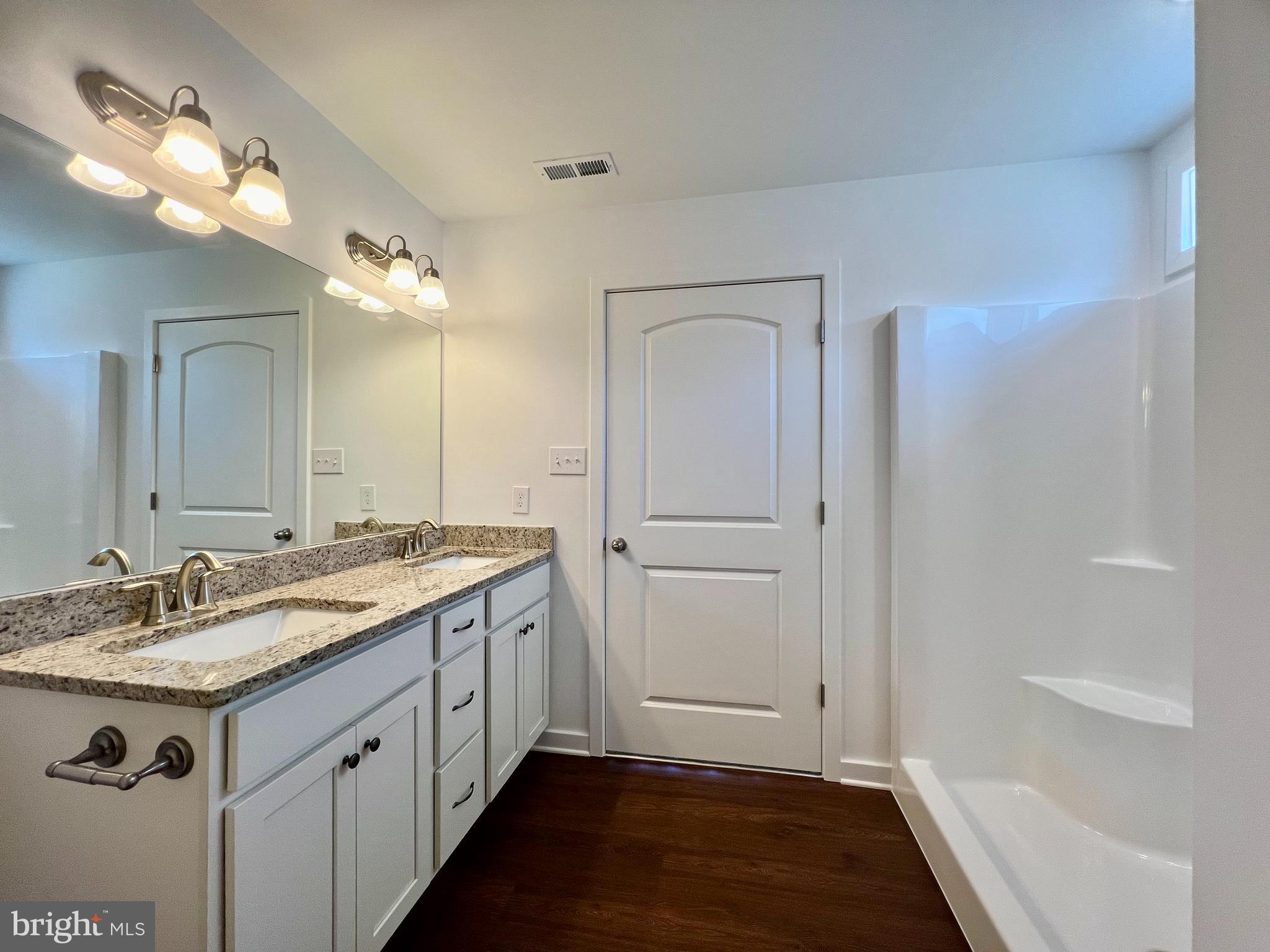 HARVEST GLEN - Residential