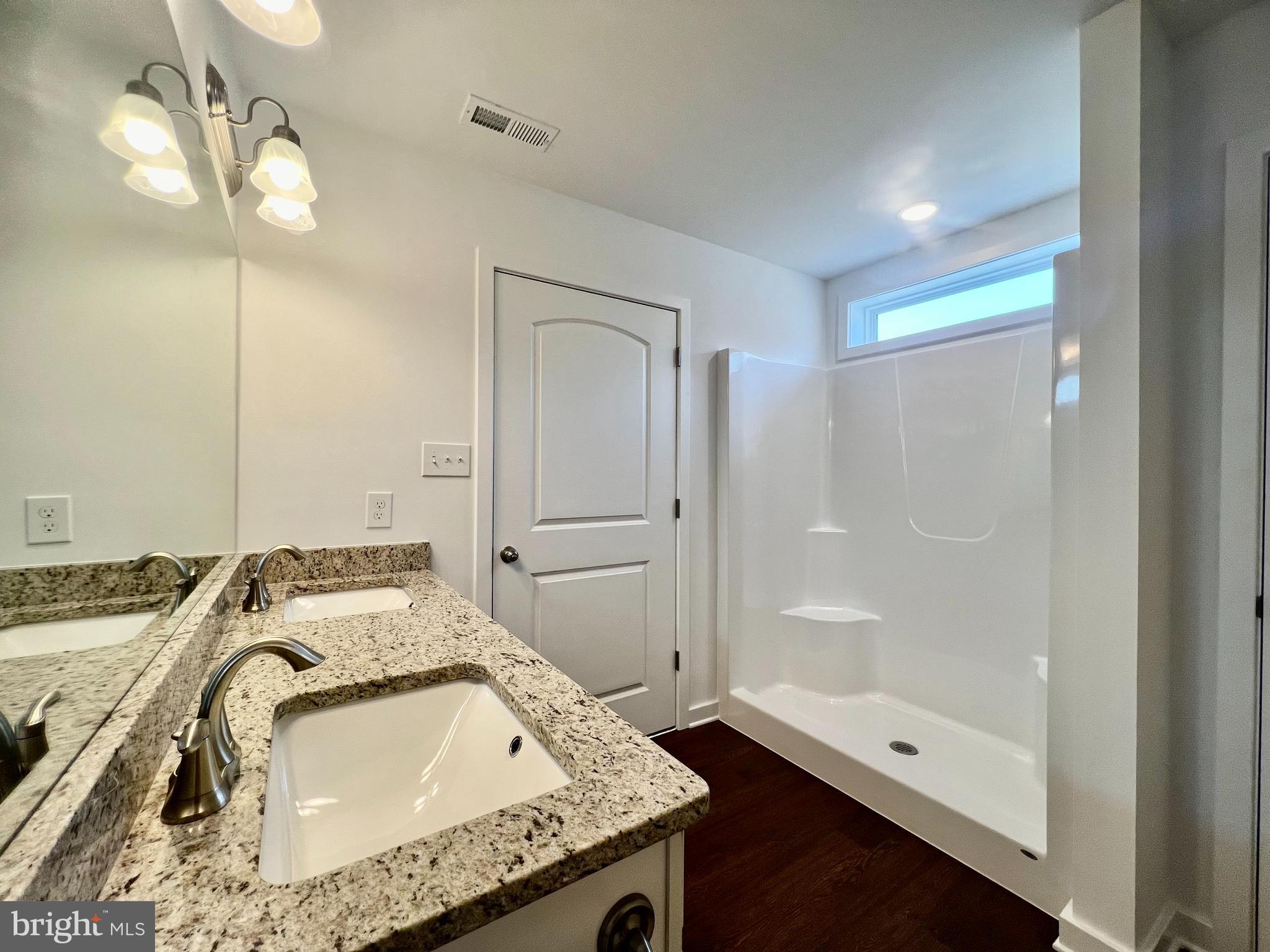 HARVEST GLEN - Residential