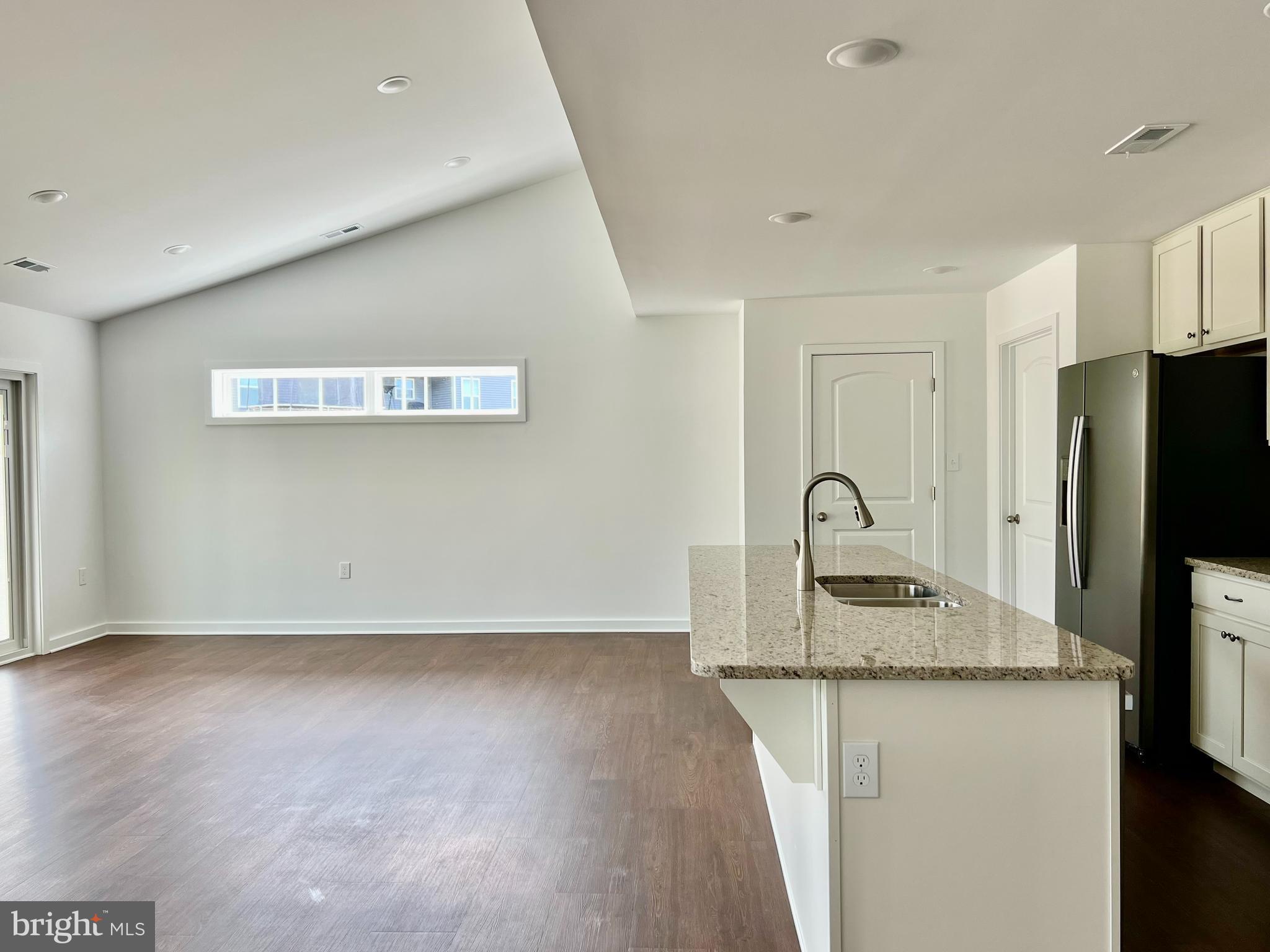 HARVEST GLEN - Residential