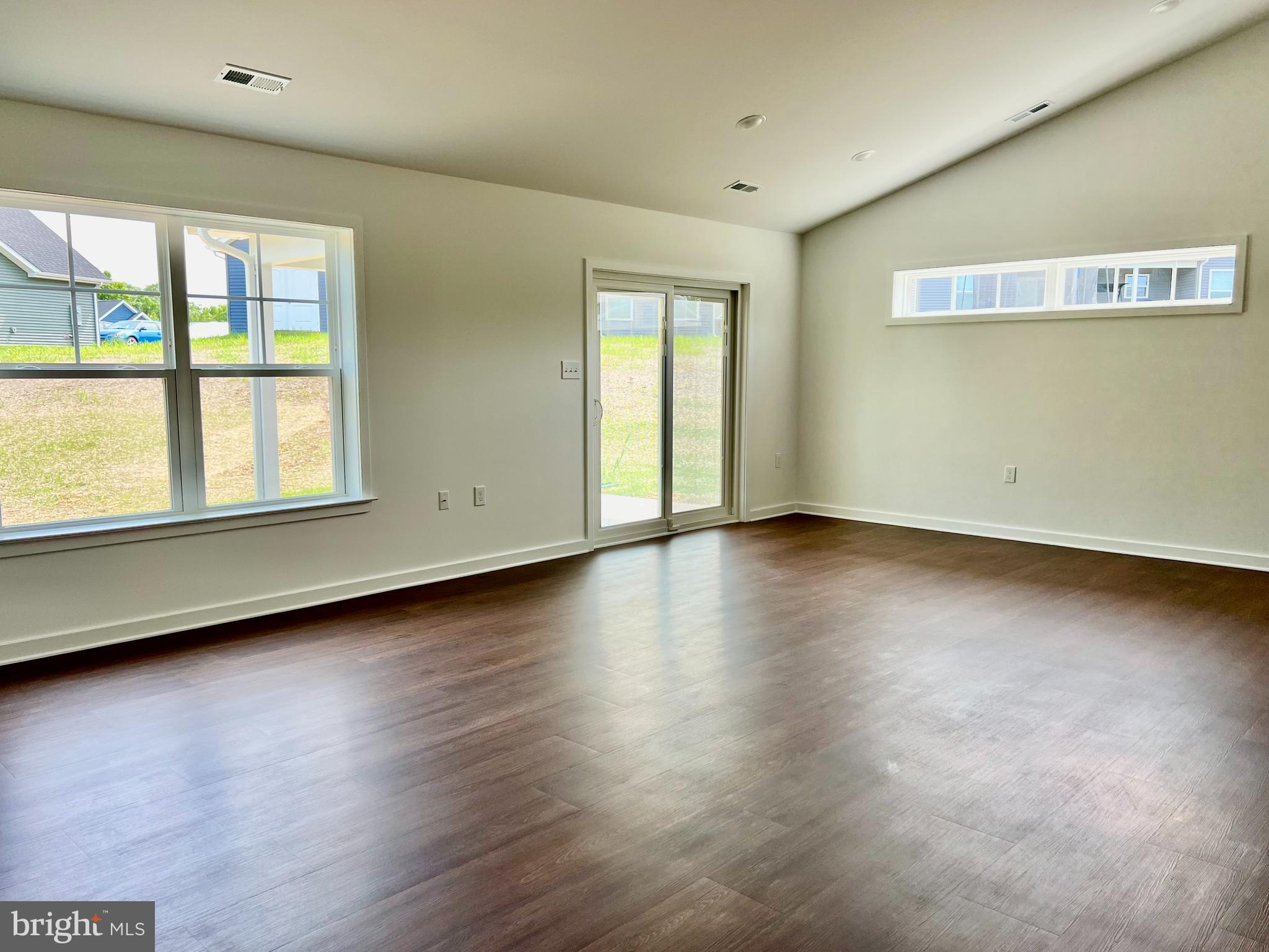 HARVEST GLEN - Residential