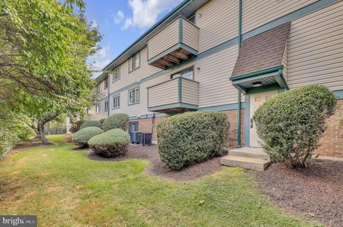 19613 GUNNERS BRANCH ROAD 613 GERMANTOWN MD 20876