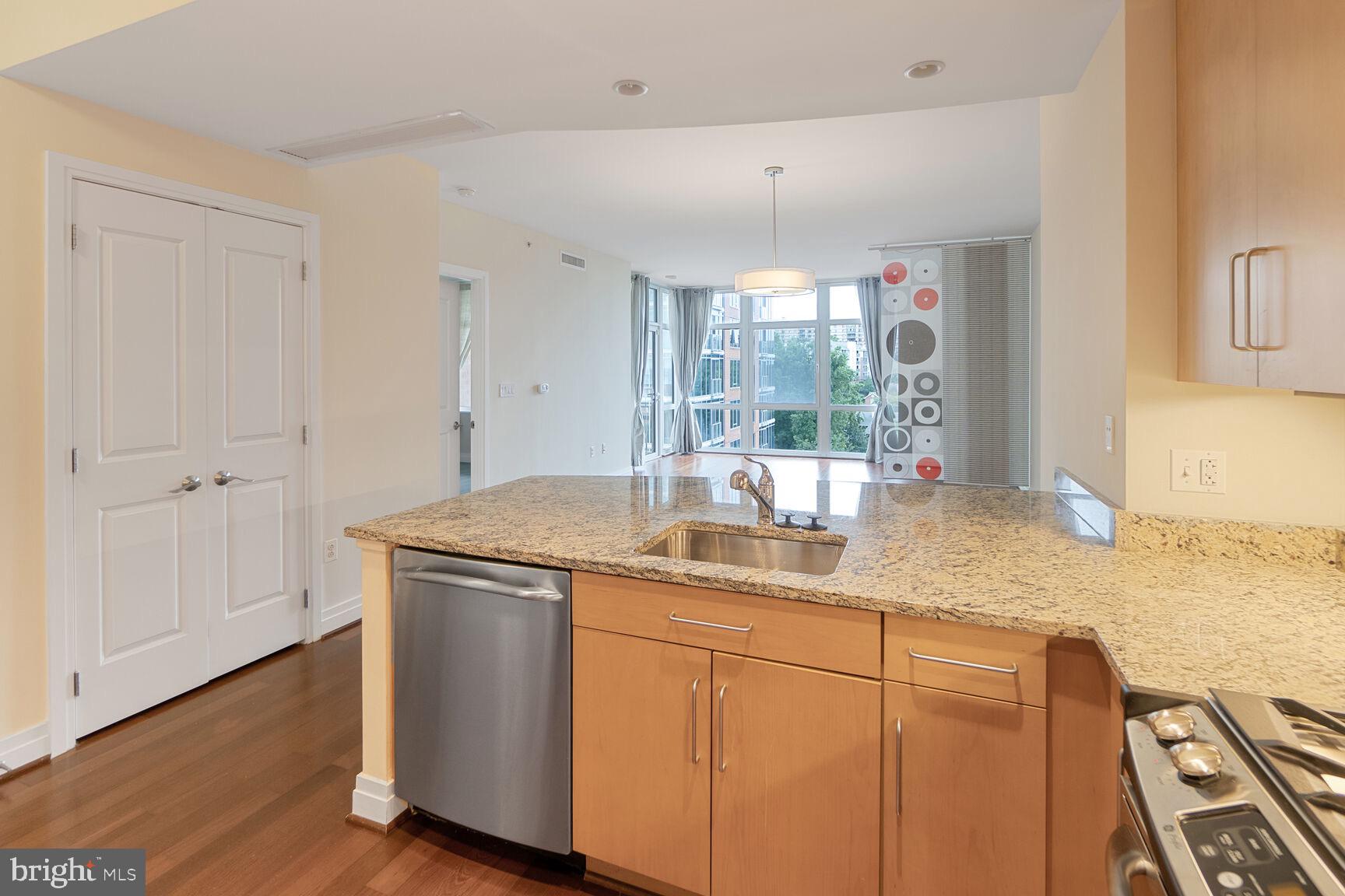 8220 CRESTWOOD HEIGHTS DRIVE 906