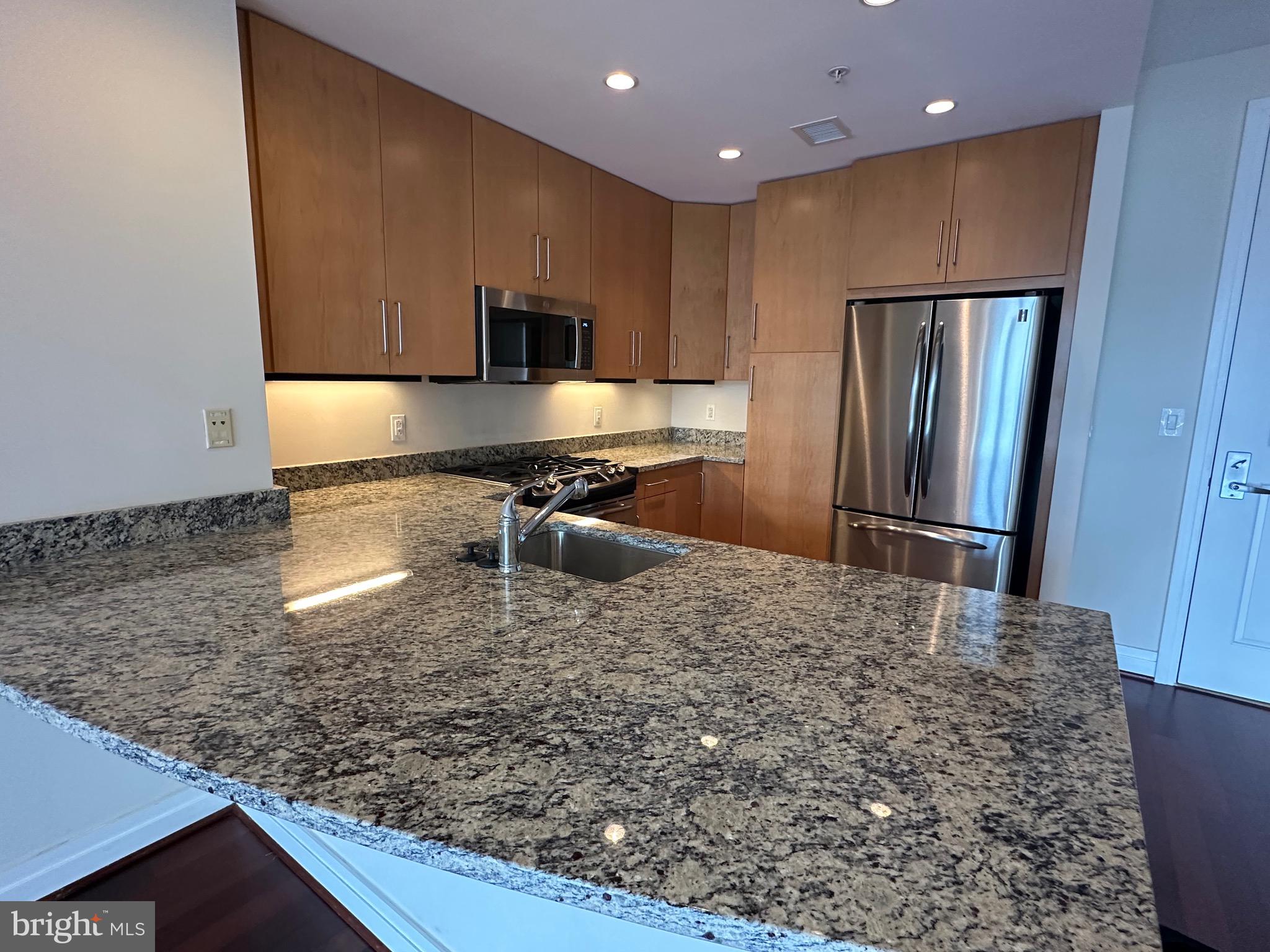 8220 CRESTWOOD HEIGHTS DRIVE 906