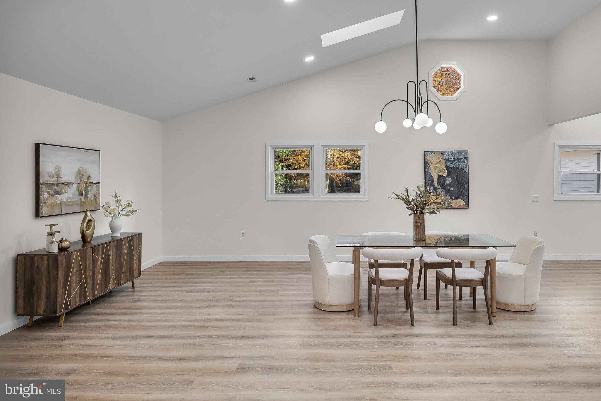 HOOT OWL ESTATES - Residential