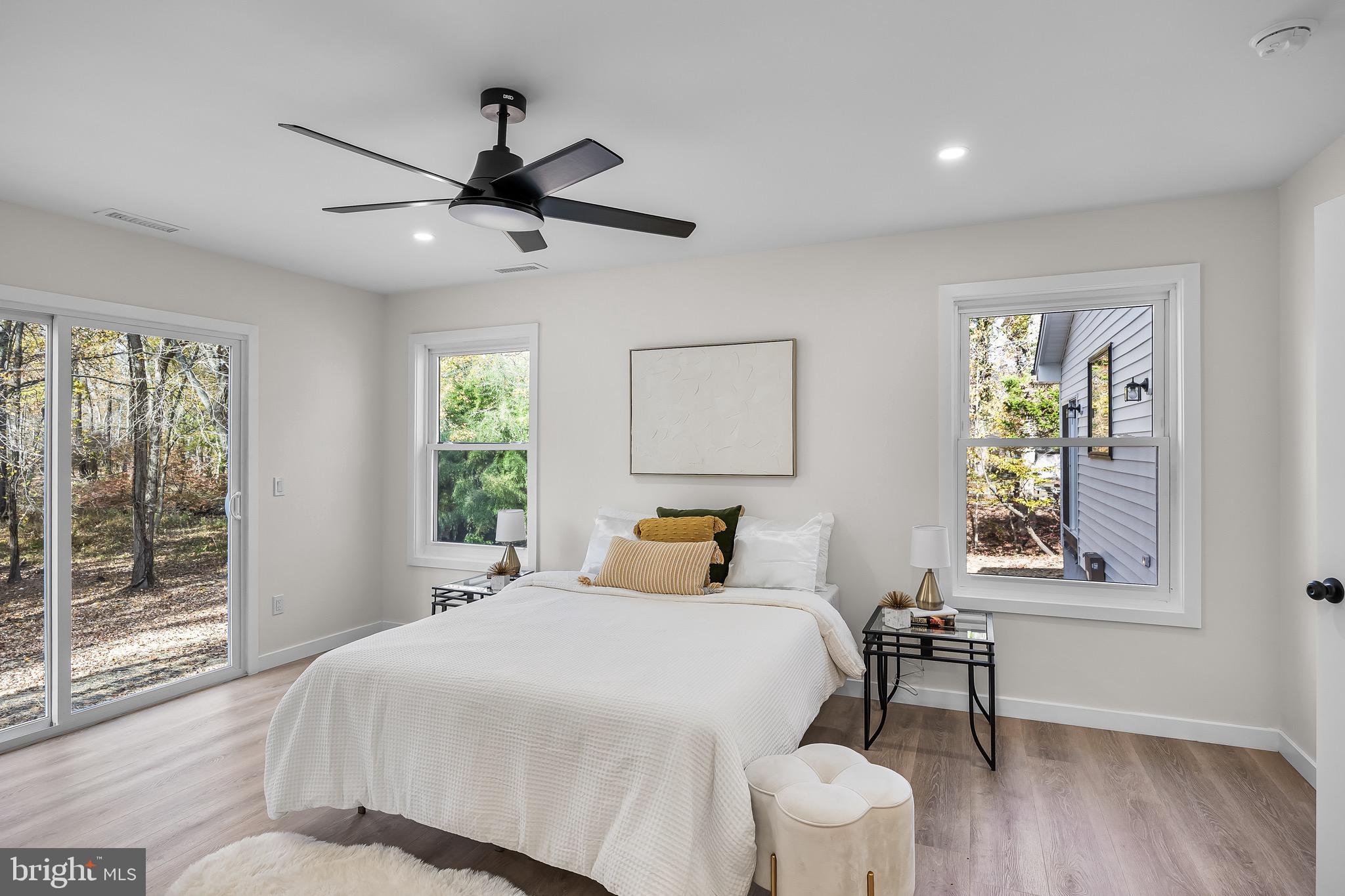 HOOT OWL ESTATES - Residential