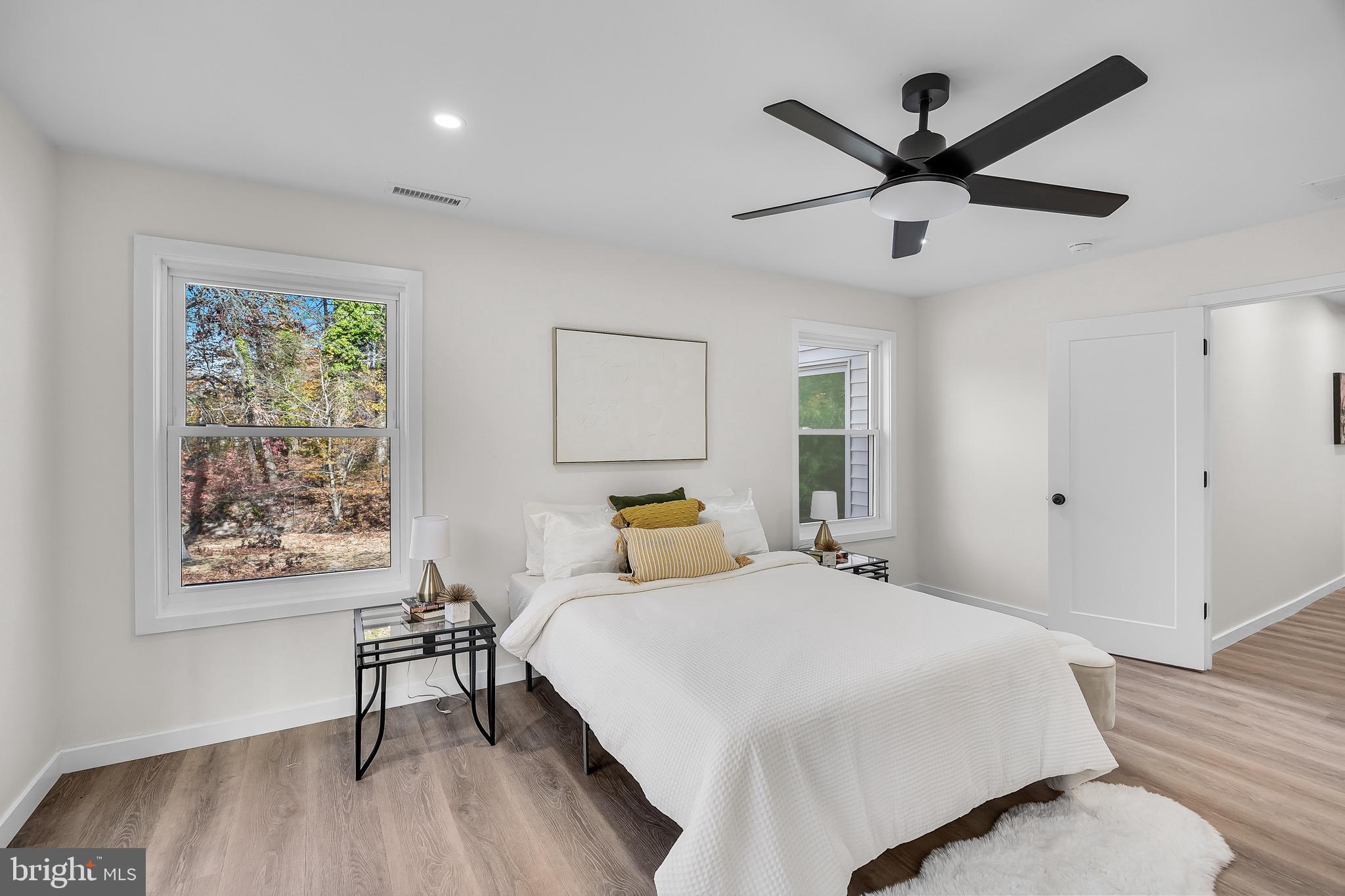 HOOT OWL ESTATES - Residential